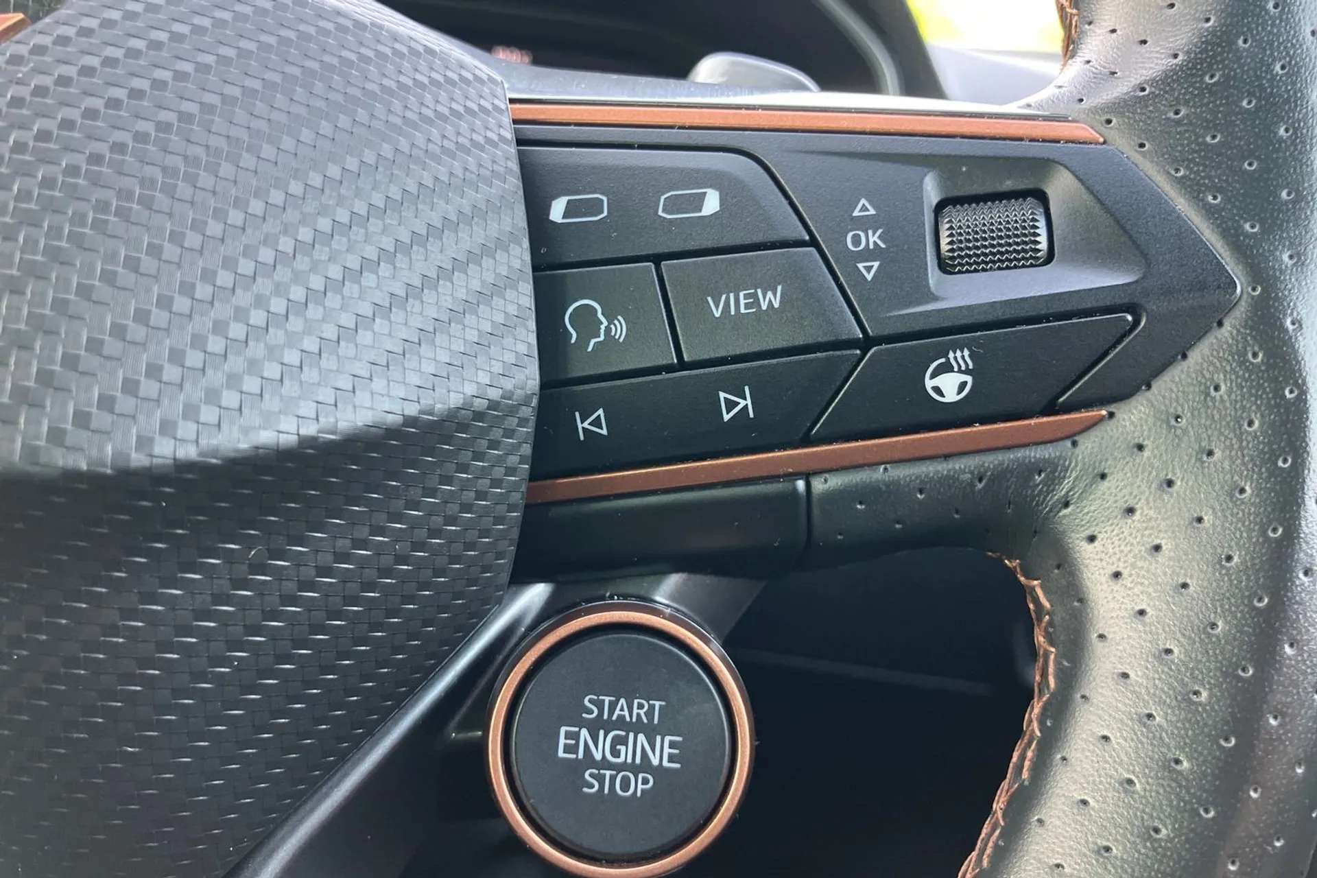 2023 CUPRA LEON 2023 CUPRA LEON