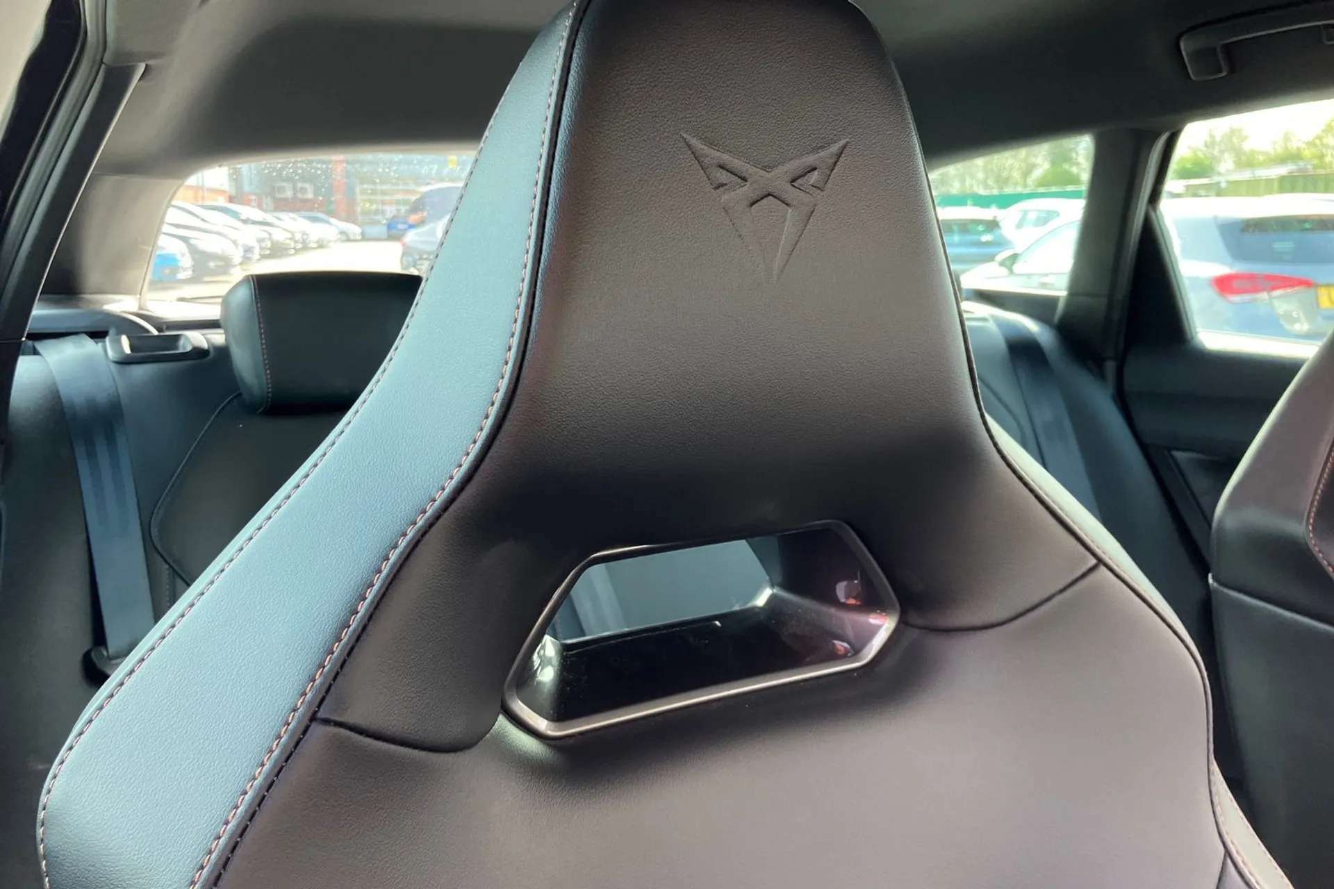 2023 CUPRA LEON 2023 CUPRA LEON