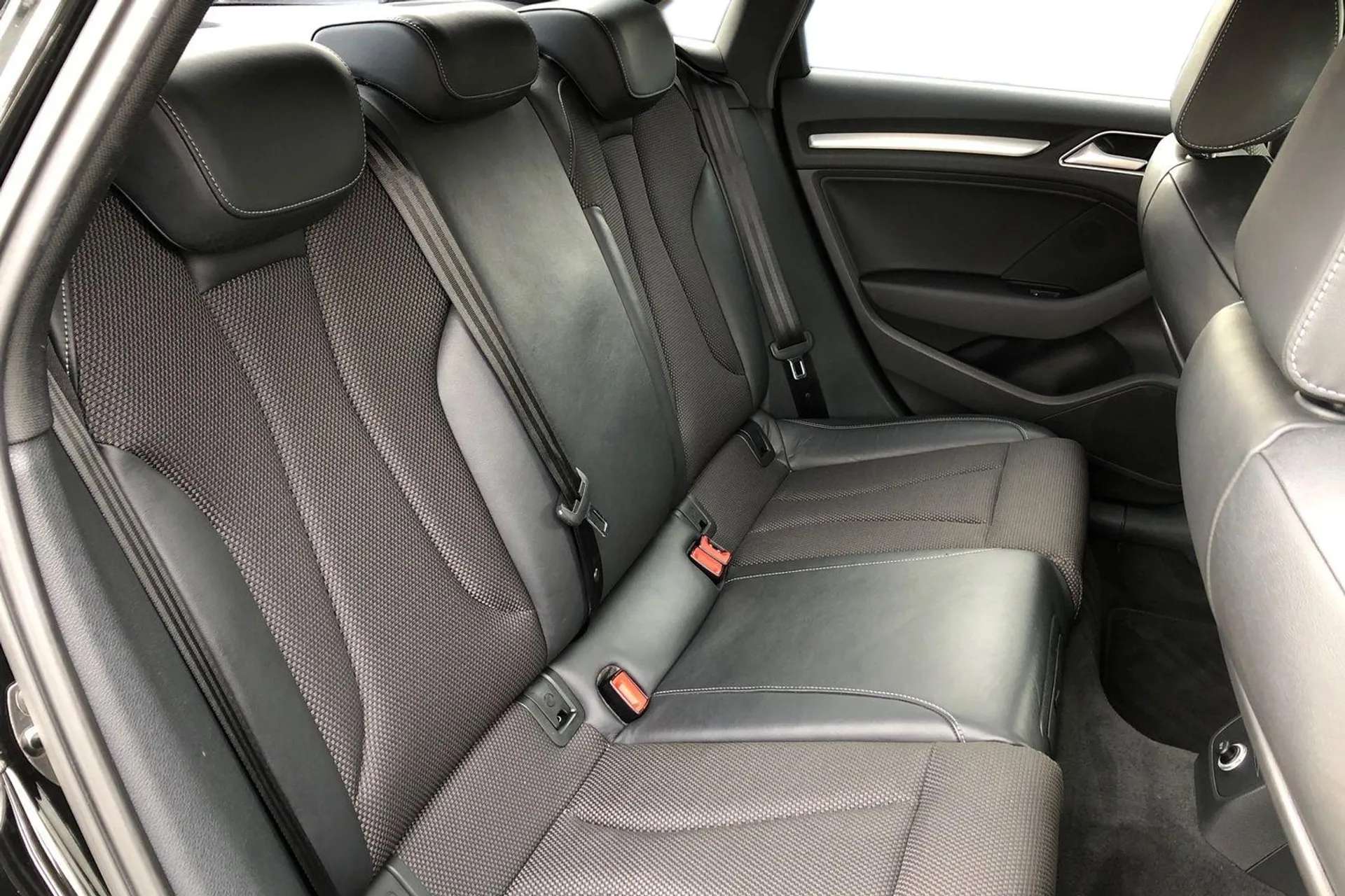 2017 AUDI A3 2017 AUDI A3