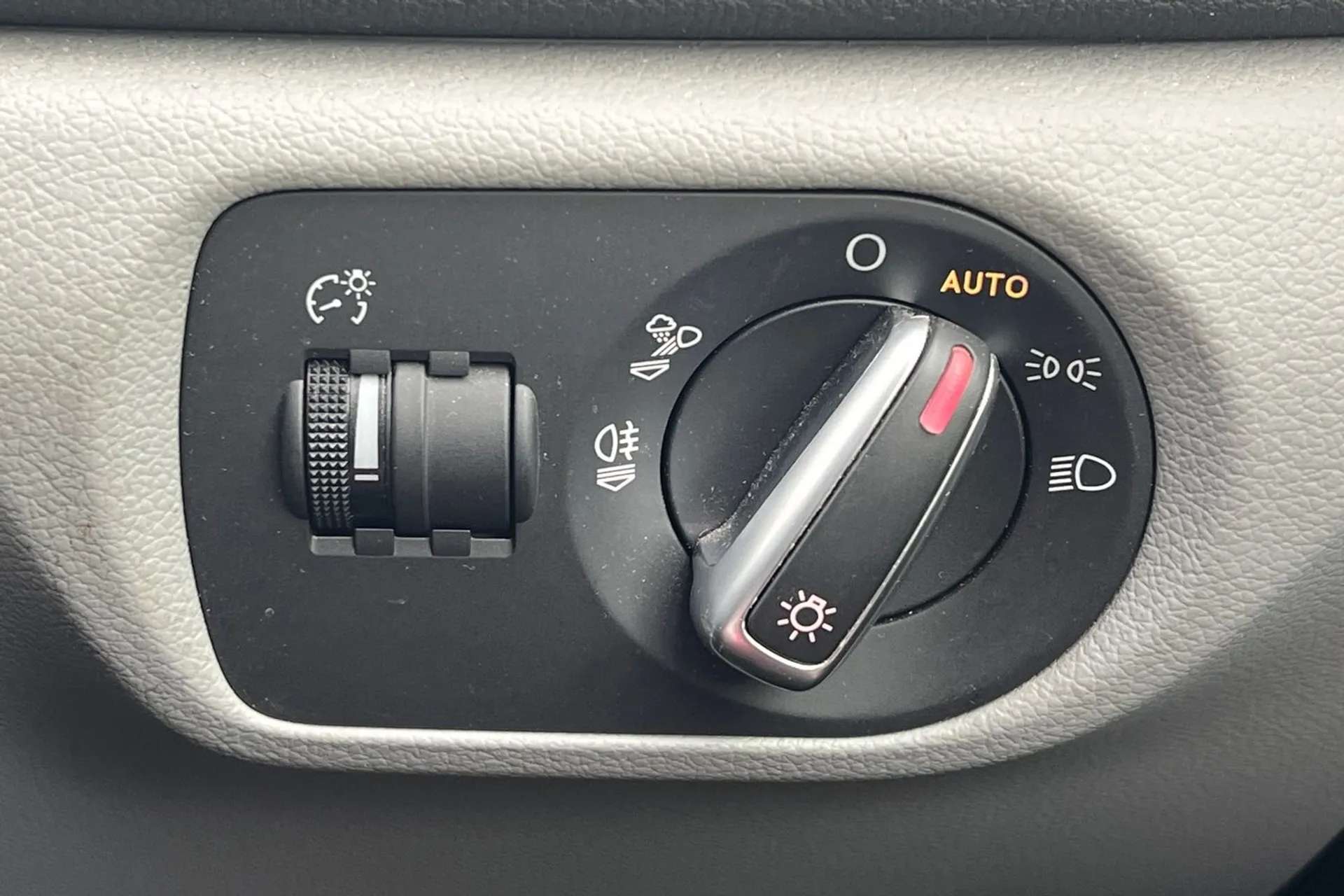 2016 AUDI Q3 2016 AUDI Q3