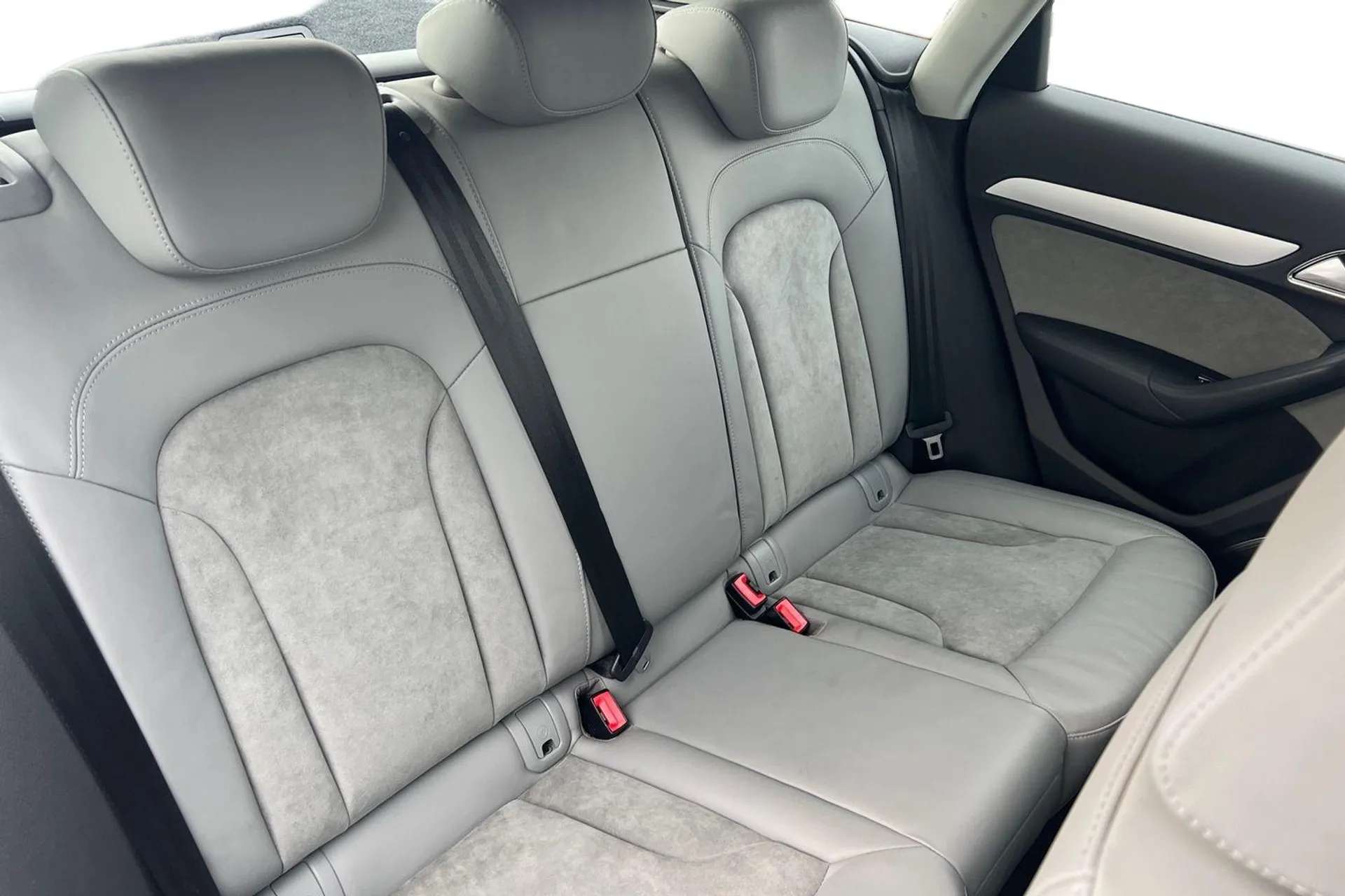 2016 AUDI Q3 2016 AUDI Q3