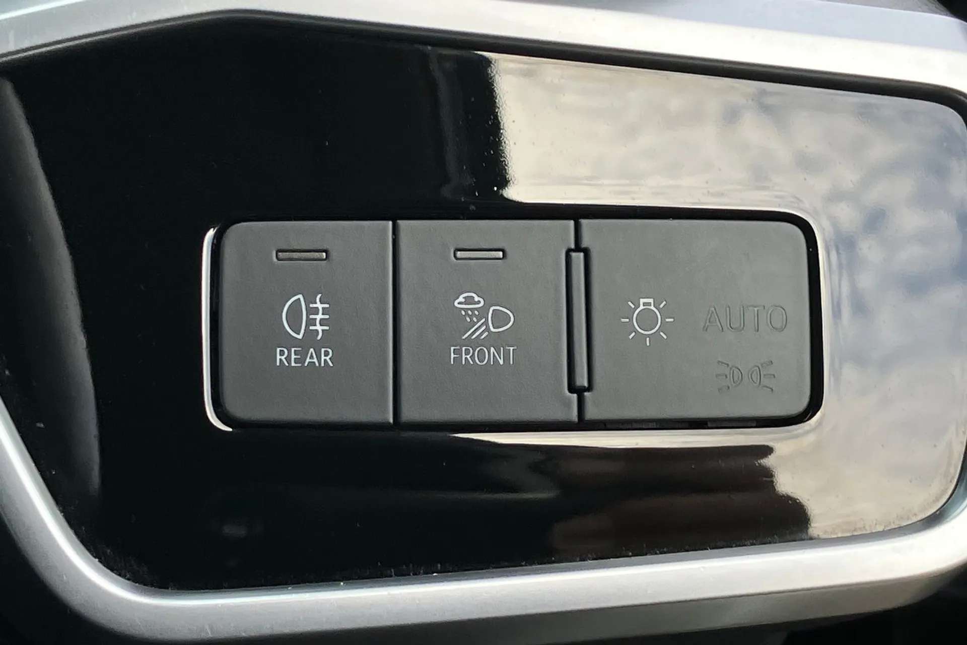 2020 AUDI A6 2020 AUDI A6