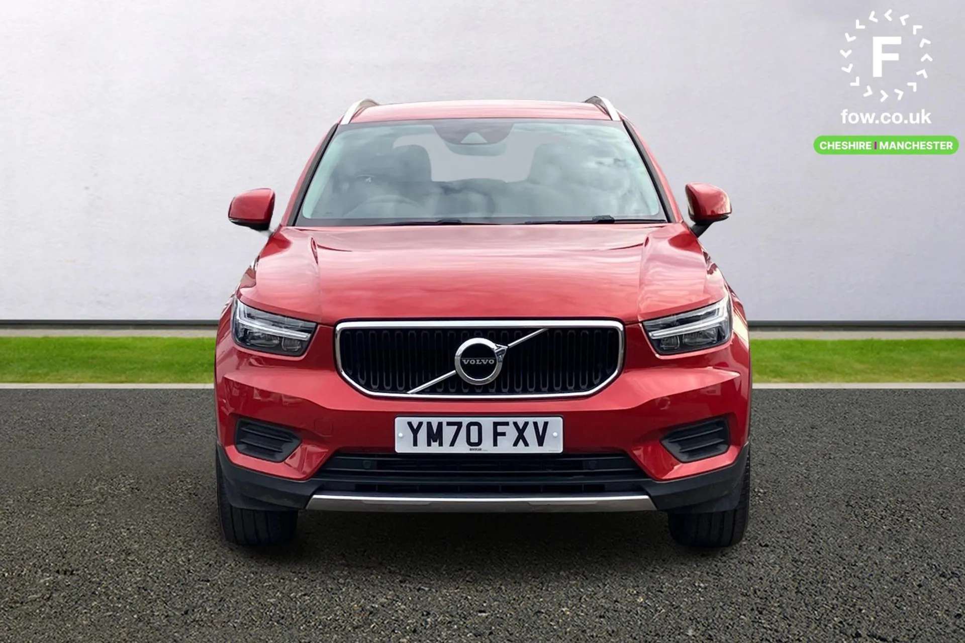 2020 VOLVO XC40 2020 VOLVO XC40
