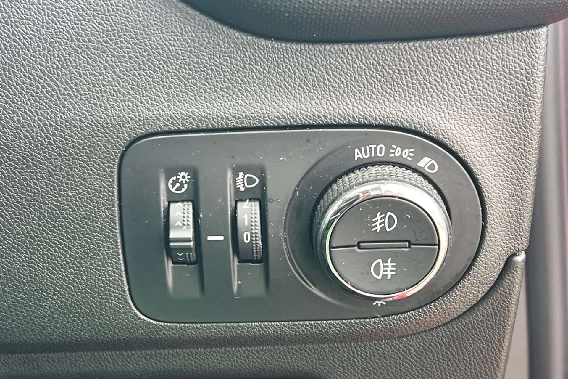 2017 VAUXHALL CROSSLAND X 2017 VAUXHALL CROSSLAND X