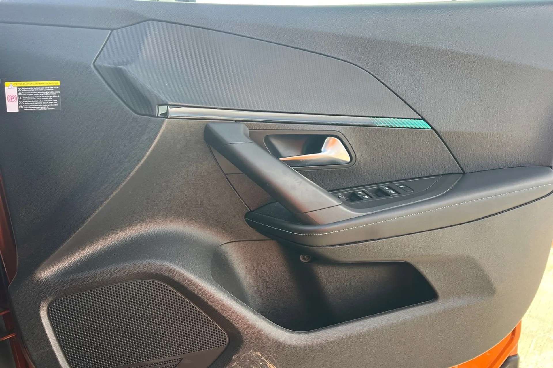 2021 PEUGEOT 2008 2021 PEUGEOT 2008