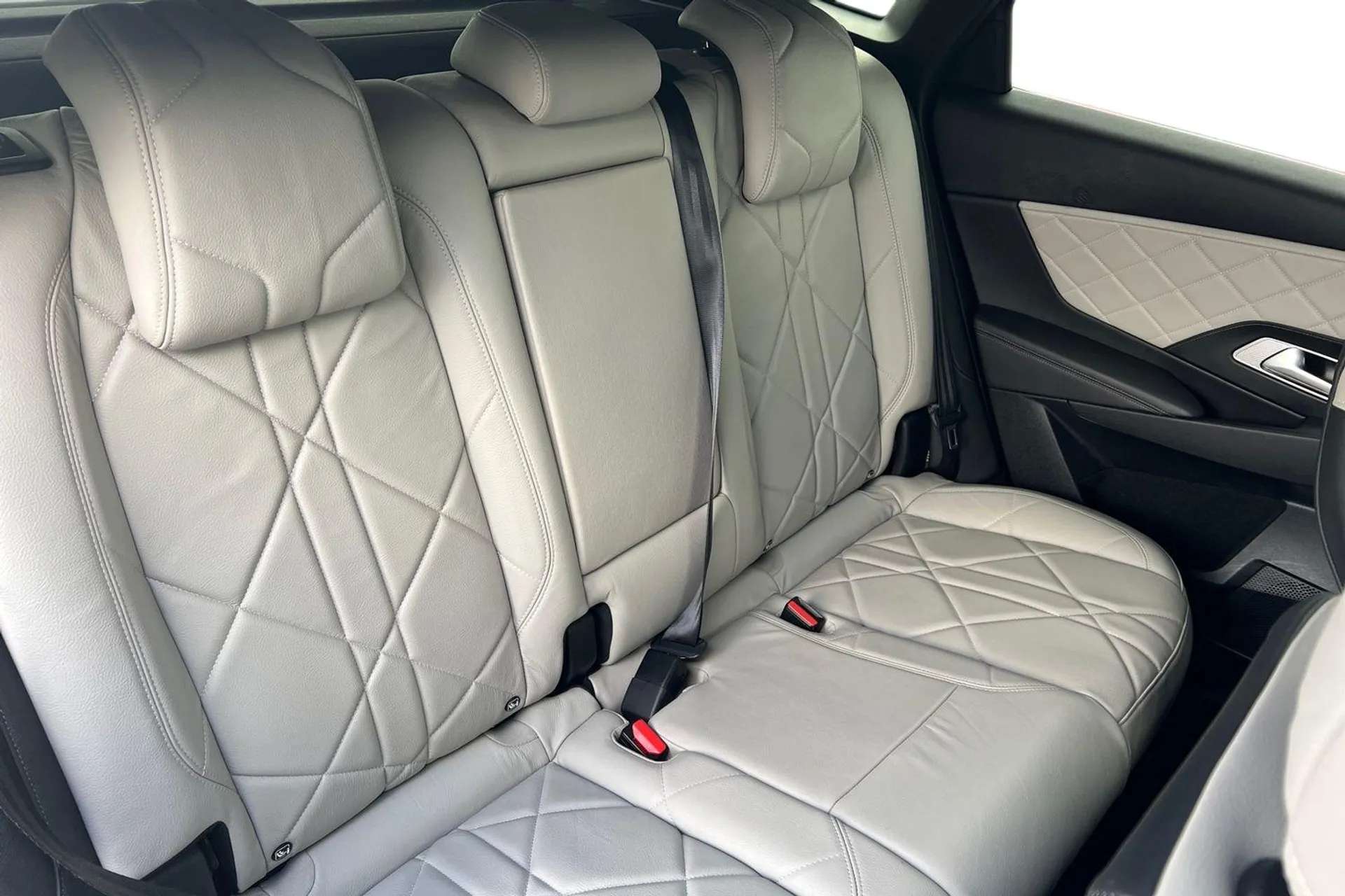 2019 DS DS7 CROSSBACK 2019 DS DS7 CROSSBACK