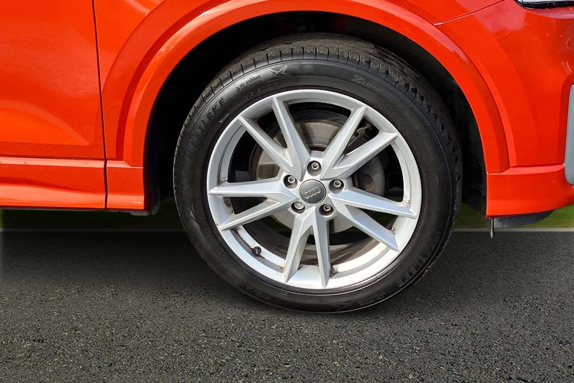 2019 AUDI Q2 2019 AUDI Q2