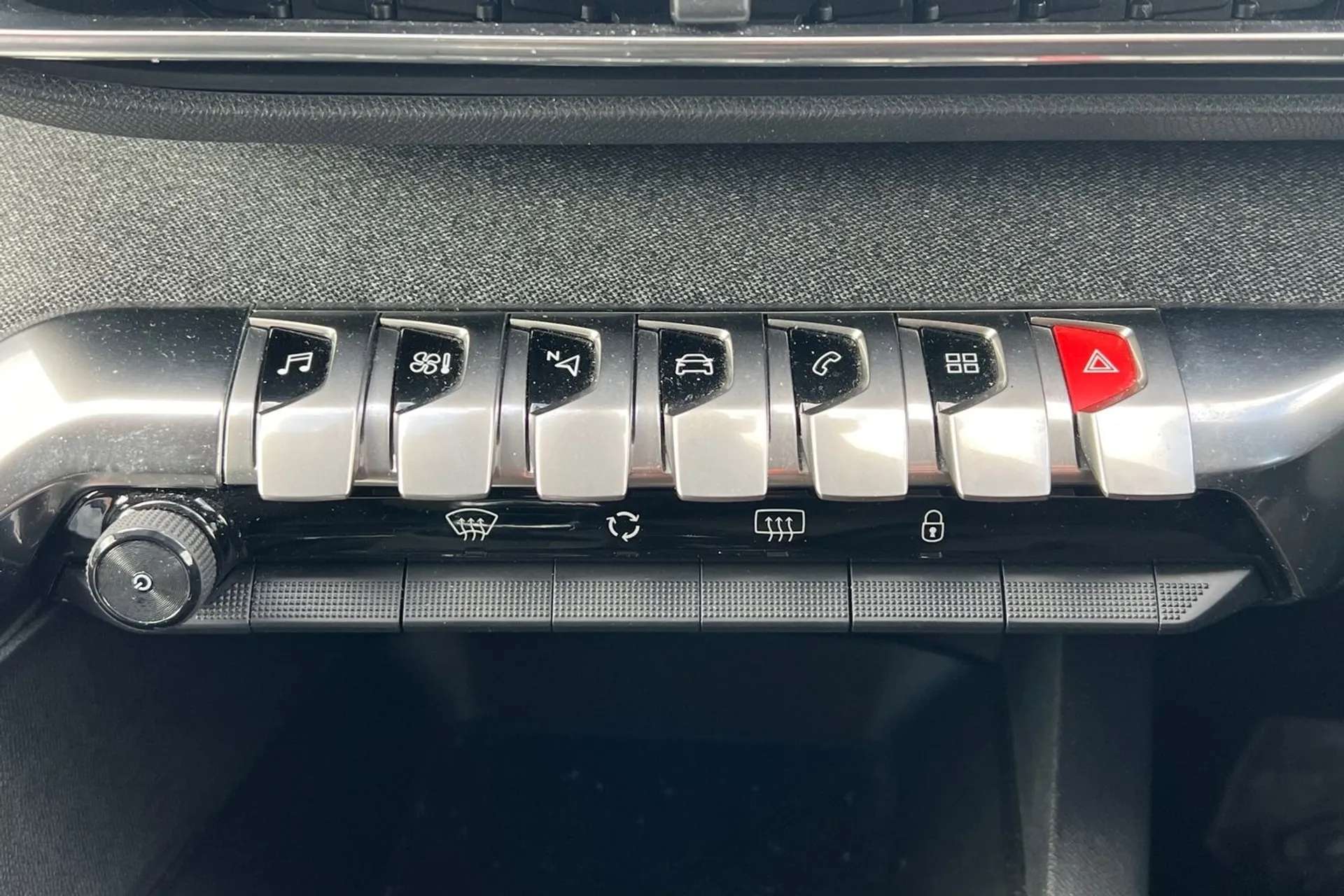 2021 PEUGEOT 3008 2021 PEUGEOT 3008