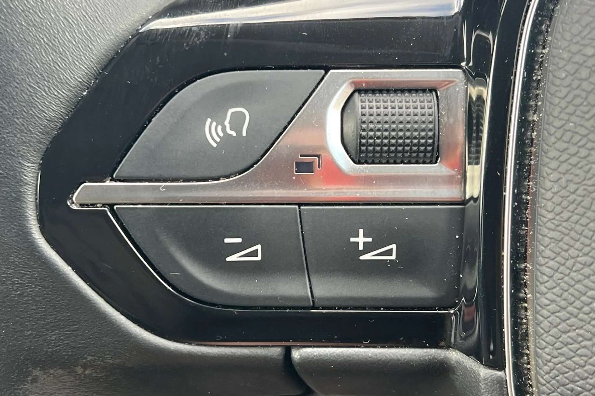 2021 PEUGEOT 3008 2021 PEUGEOT 3008