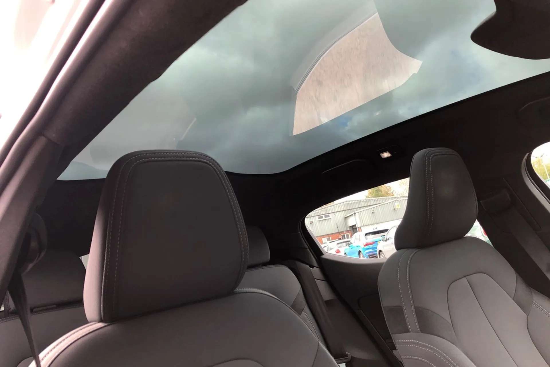 2023 POLESTAR 2 2023 POLESTAR 2