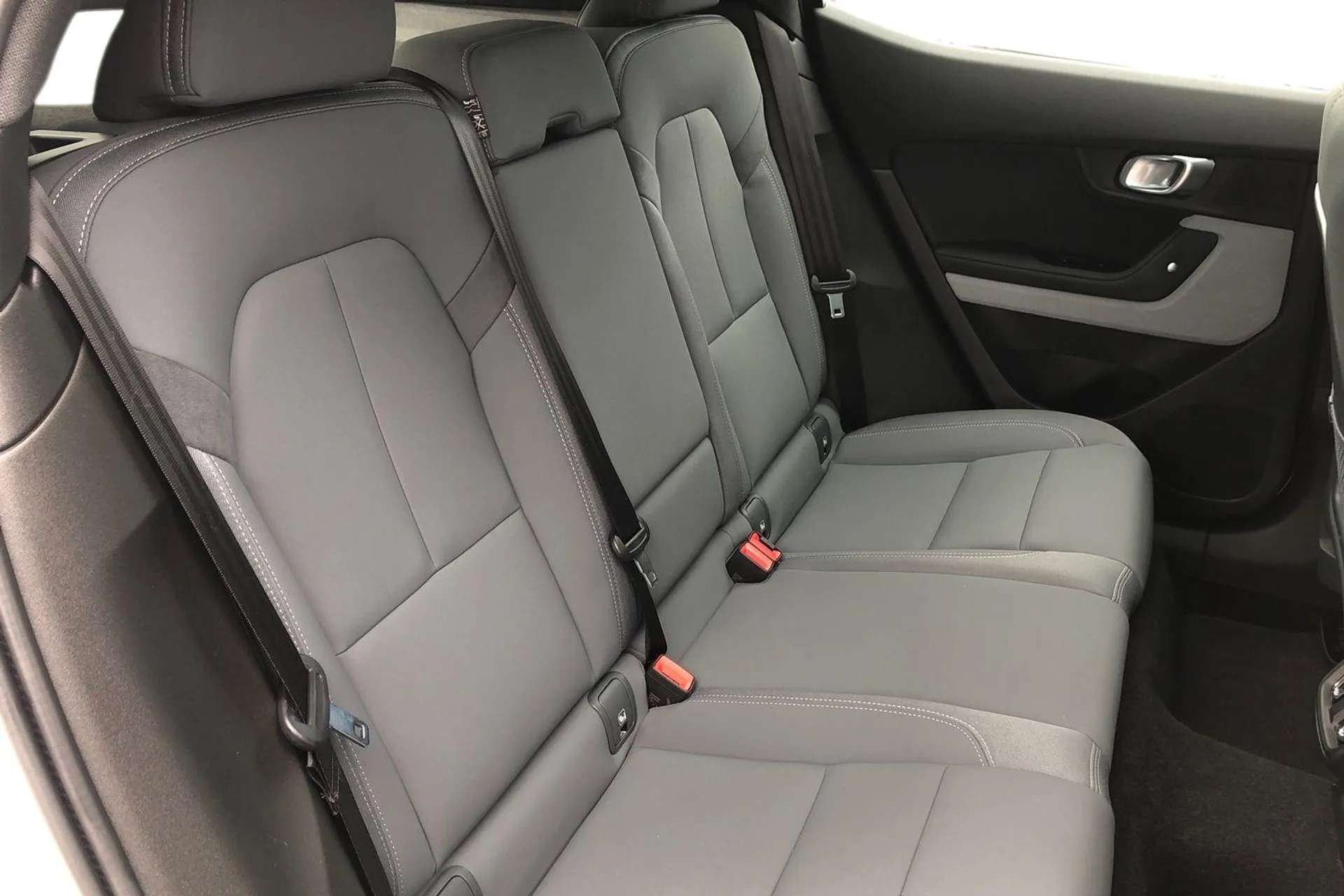 2023 POLESTAR 2 2023 POLESTAR 2