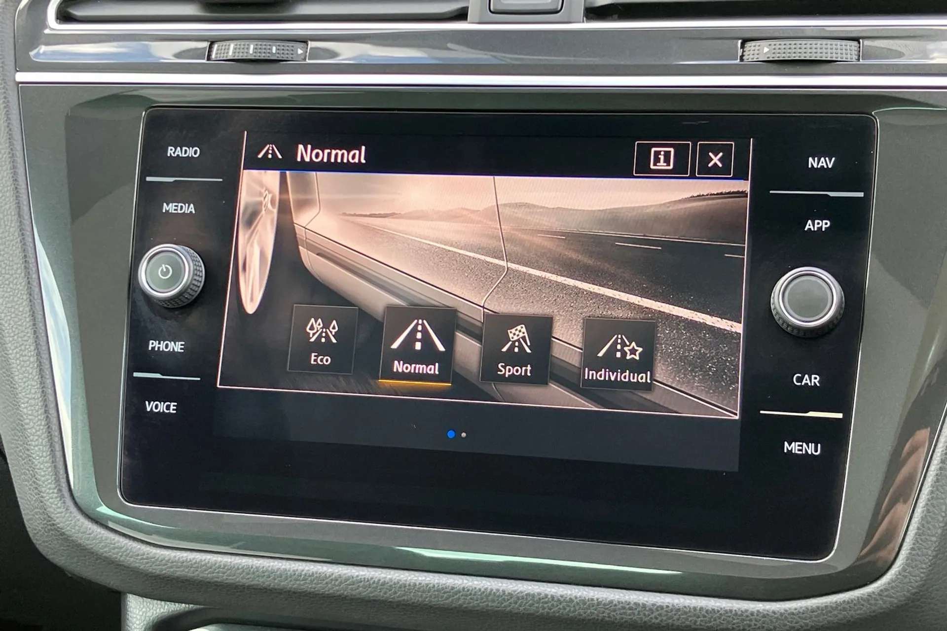 2019 VOLKSWAGEN TIGUAN 2019 VOLKSWAGEN TIGUAN