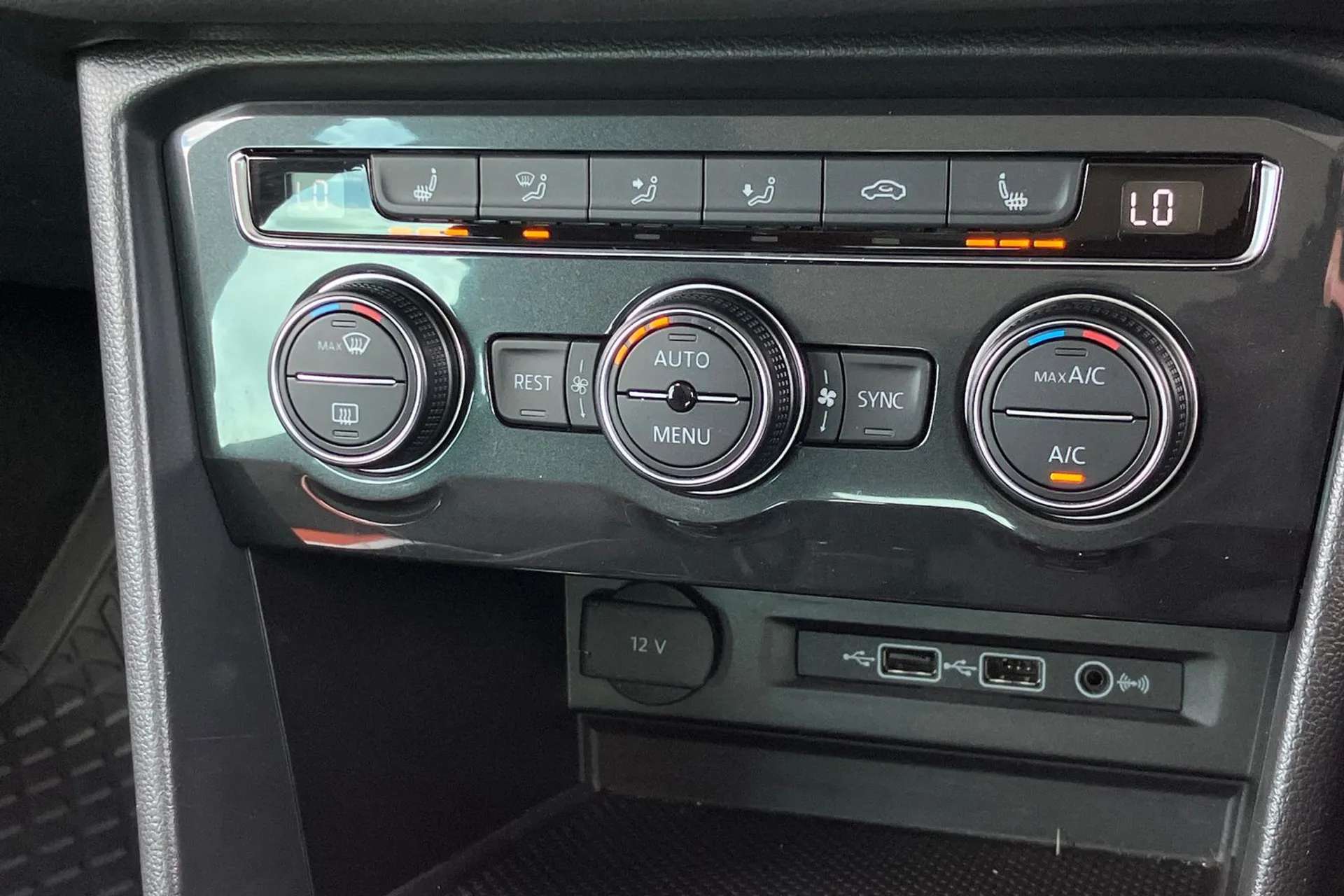 2019 VOLKSWAGEN TIGUAN 2019 VOLKSWAGEN TIGUAN