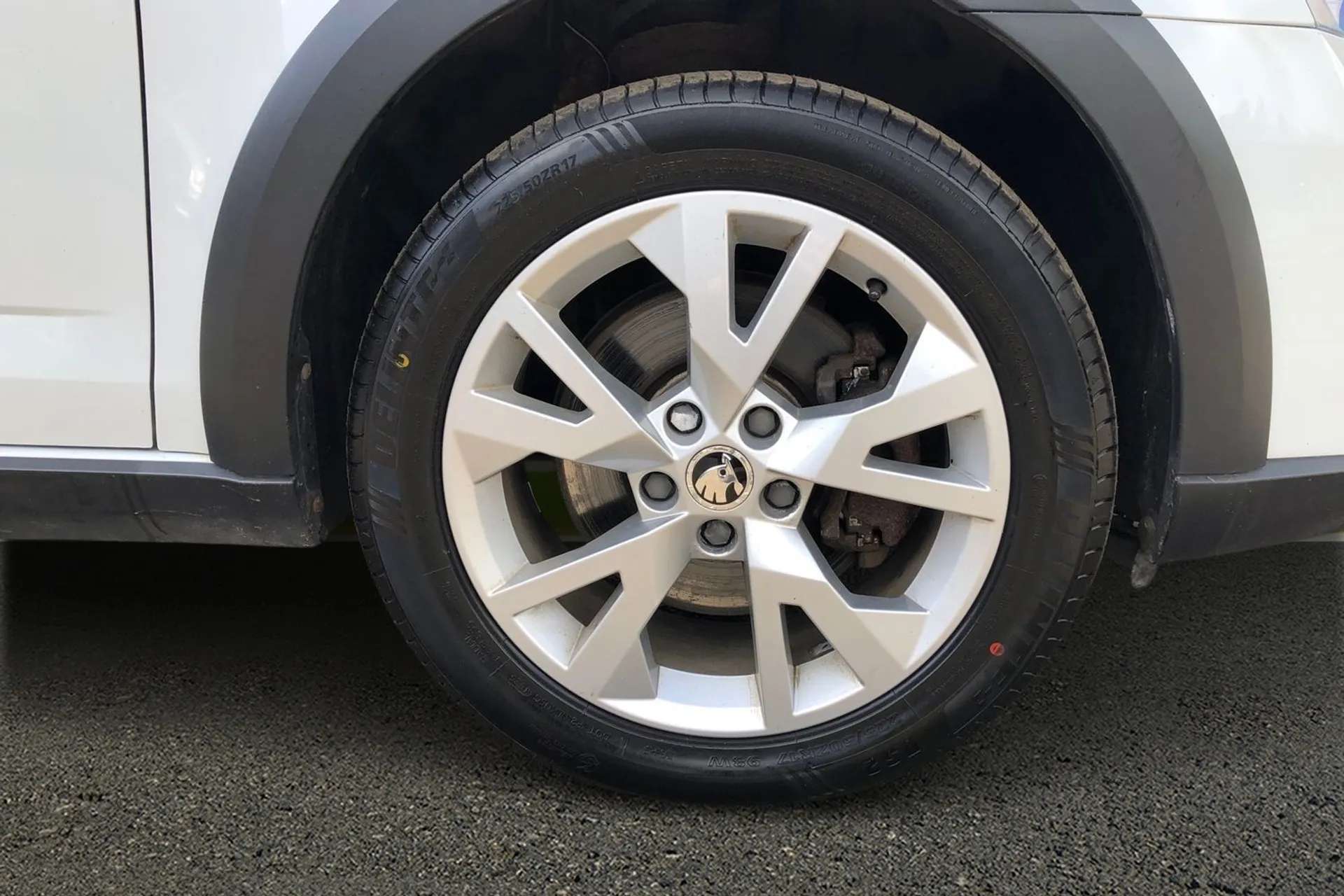 2016 SKODA OCTAVIA 2016 SKODA OCTAVIA