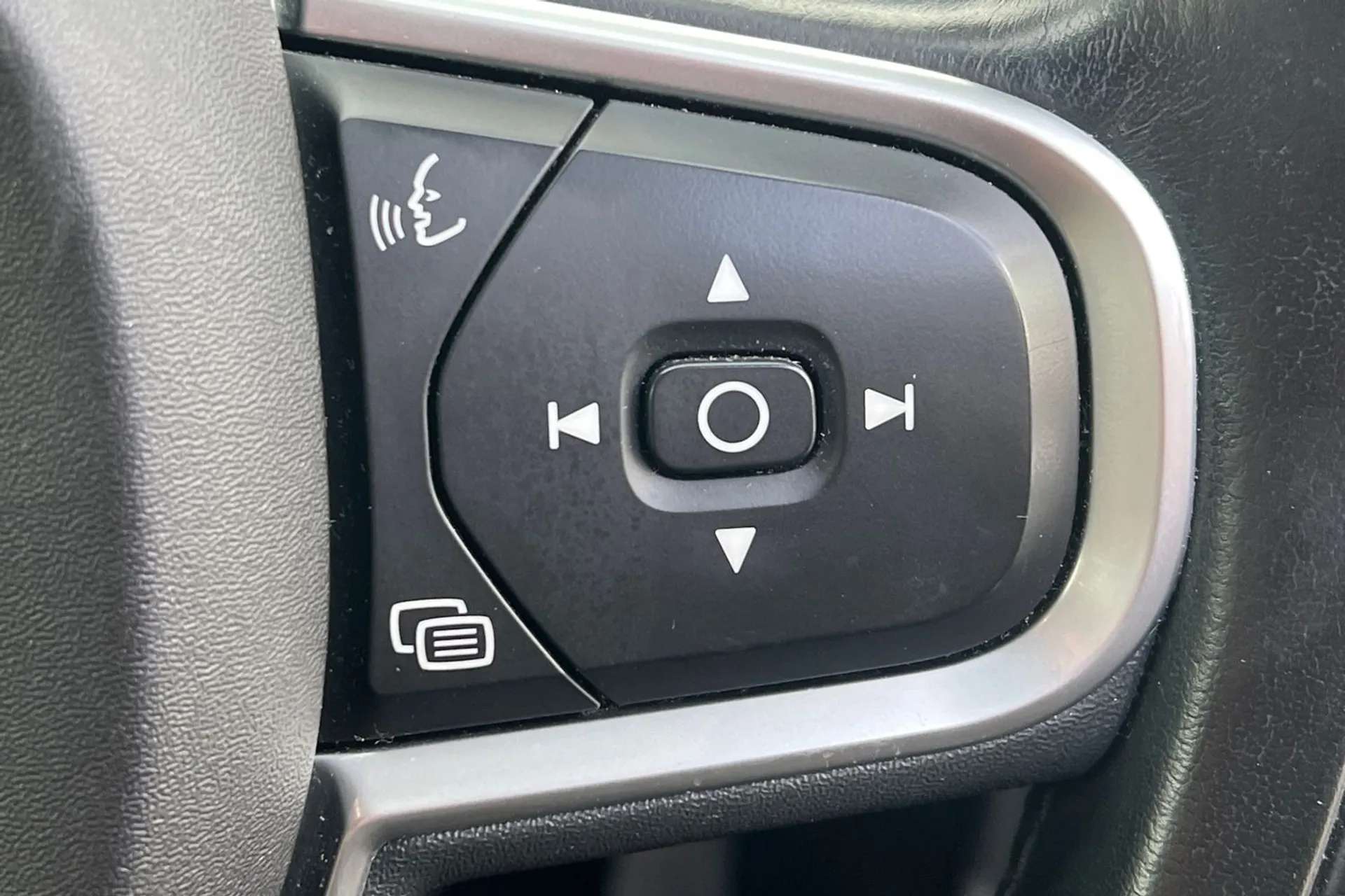 2018 VOLVO XC60 2018 VOLVO XC60