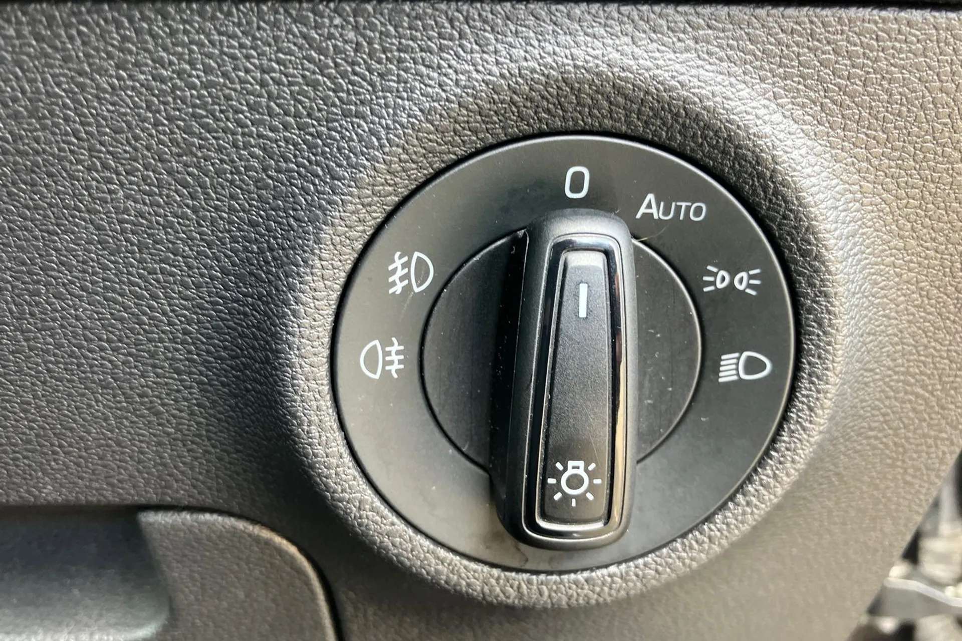 2021 SKODA KAROQ 2021 SKODA KAROQ