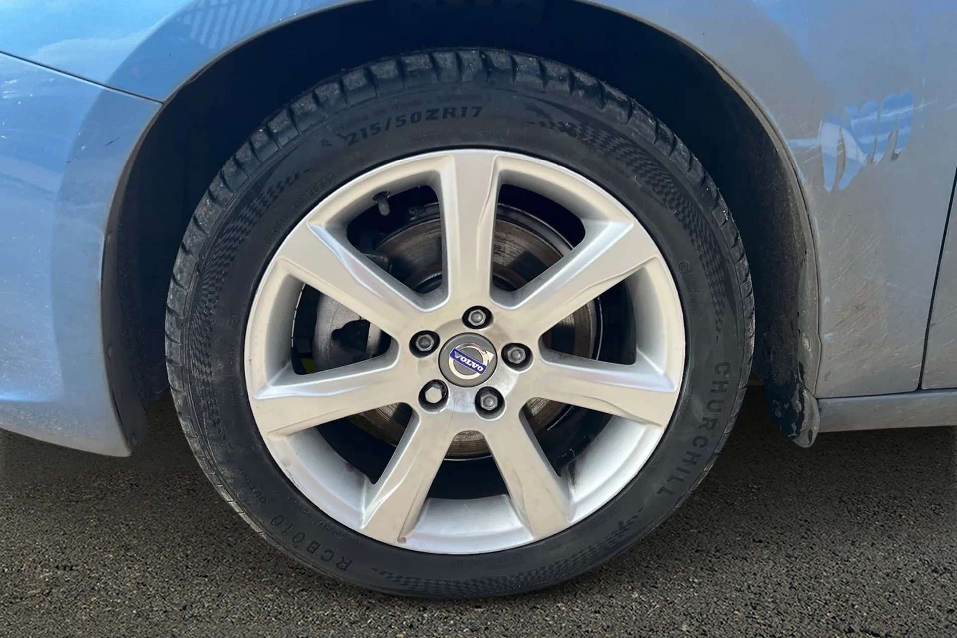 2016 VOLVO V60 2016 VOLVO V60