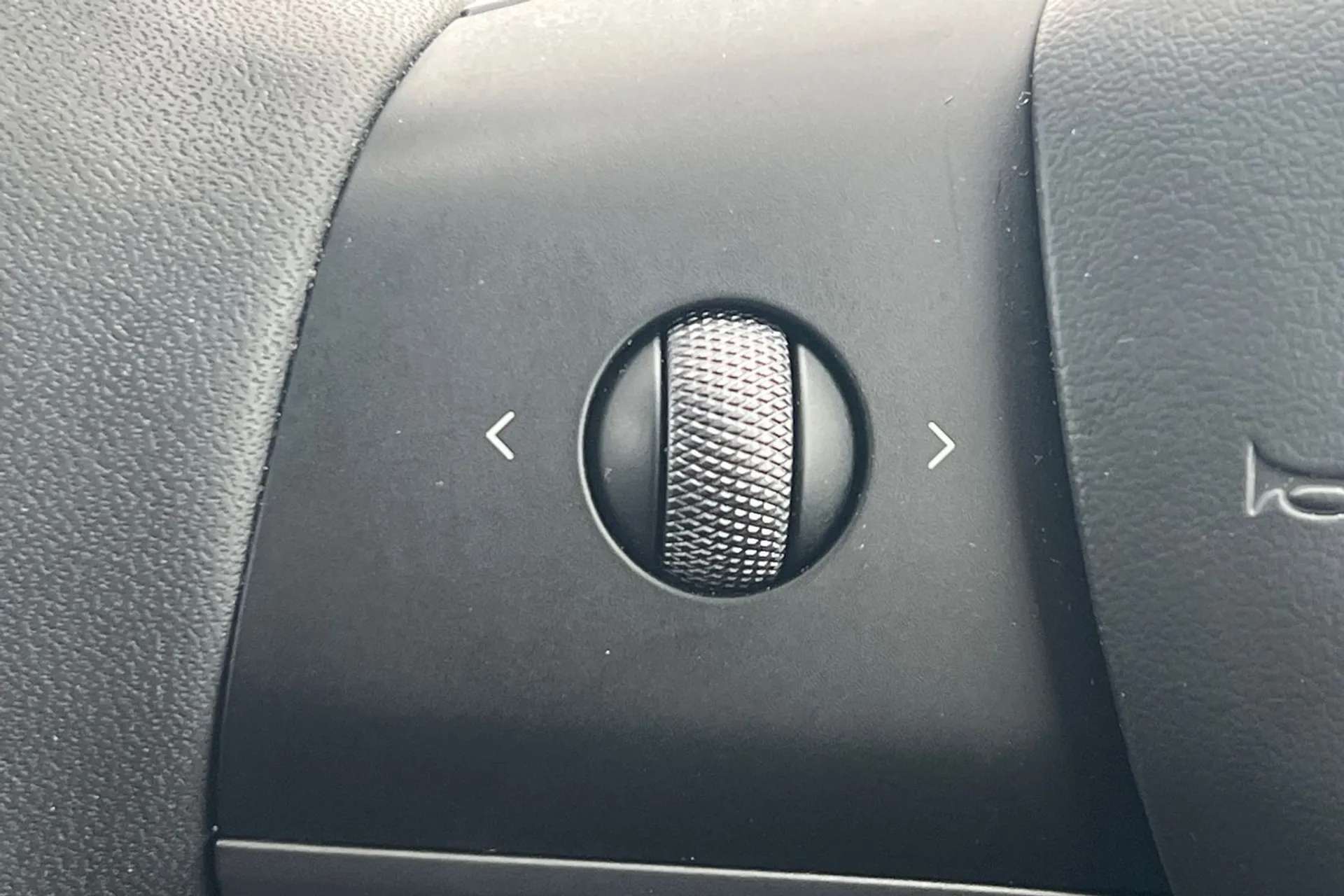 2024 TESLA MODEL Y 2024 TESLA MODEL Y