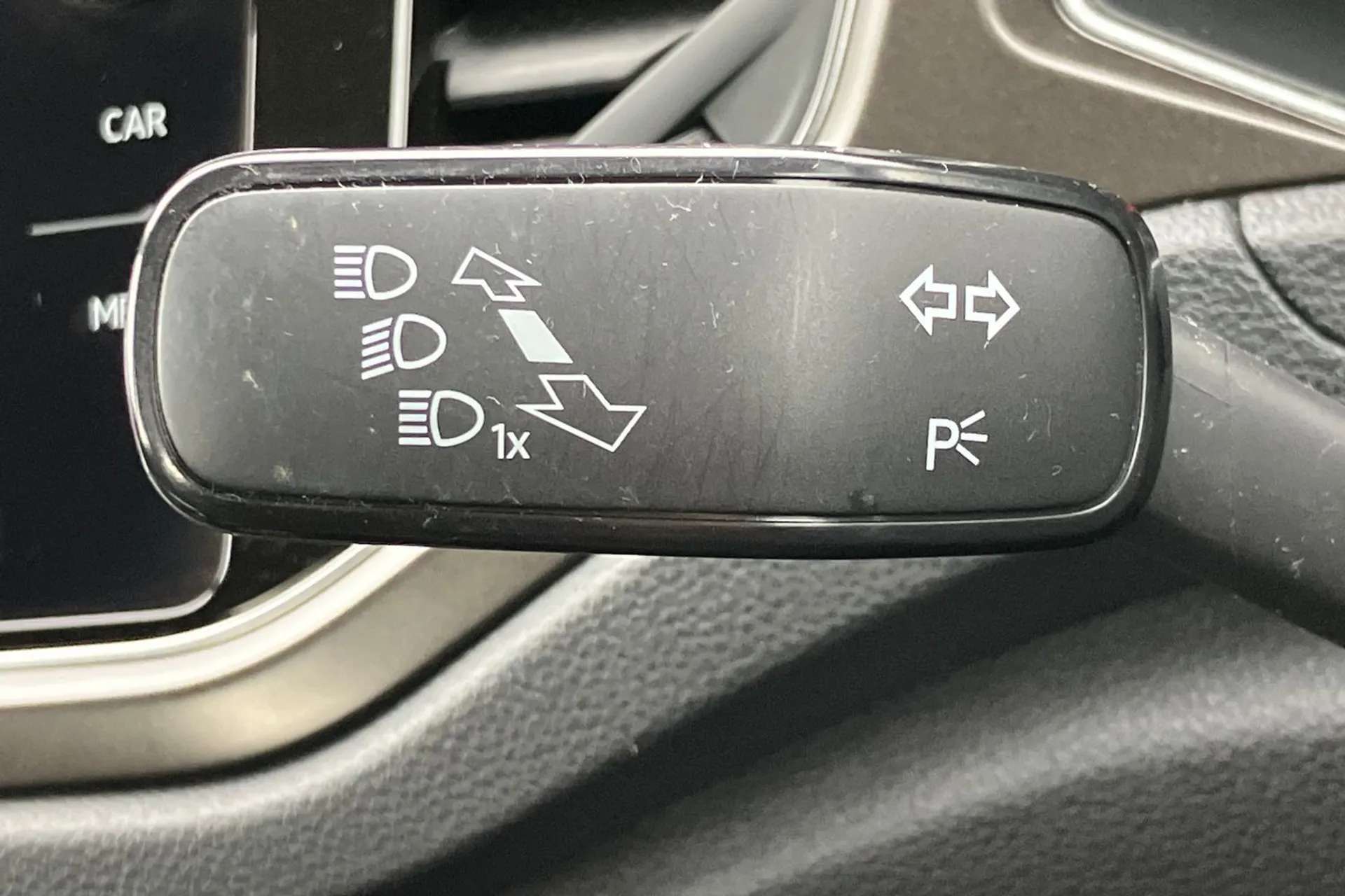 2019 VOLKSWAGEN T-ROC 2019 VOLKSWAGEN T-ROC