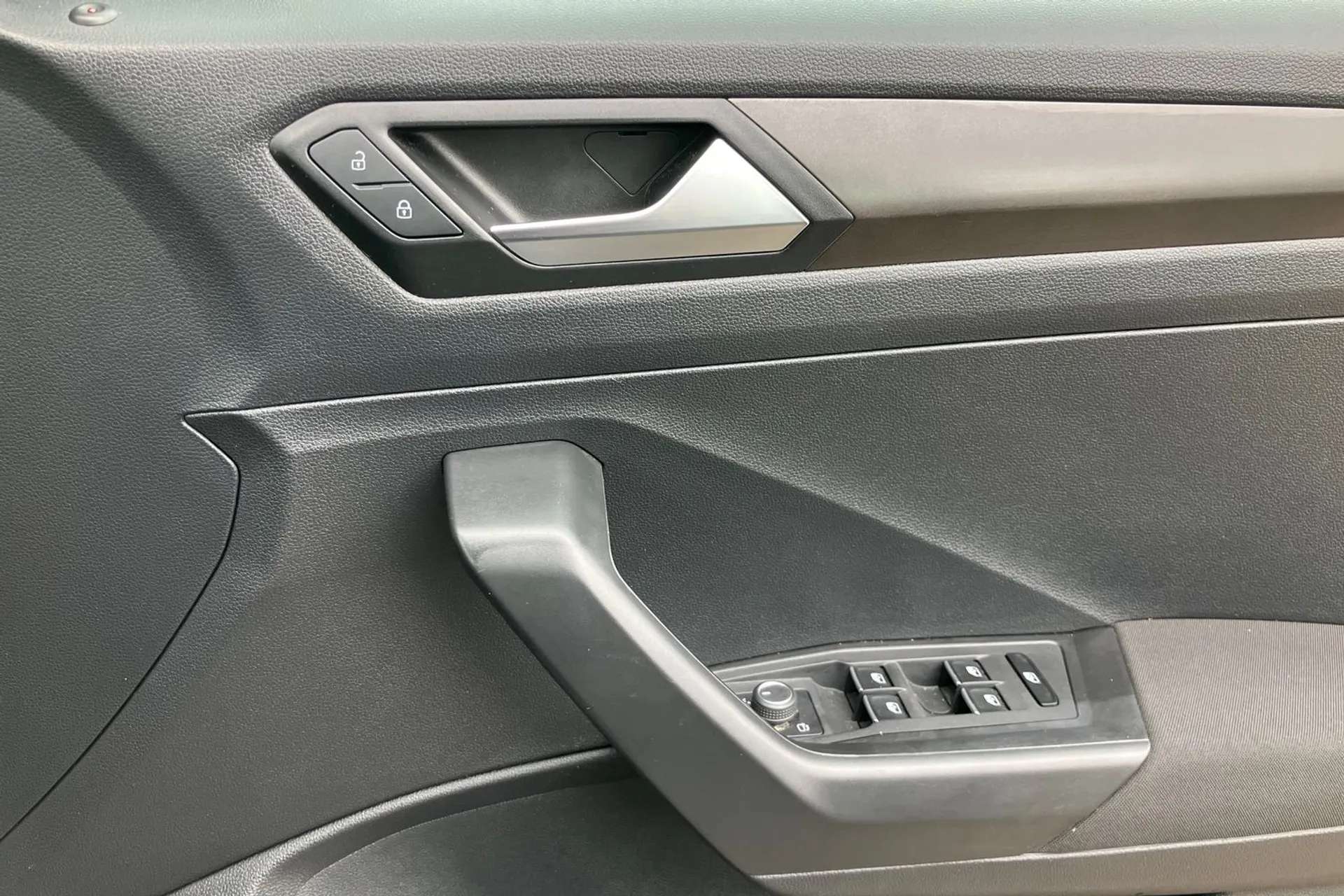 2019 VOLKSWAGEN T-ROC 2019 VOLKSWAGEN T-ROC