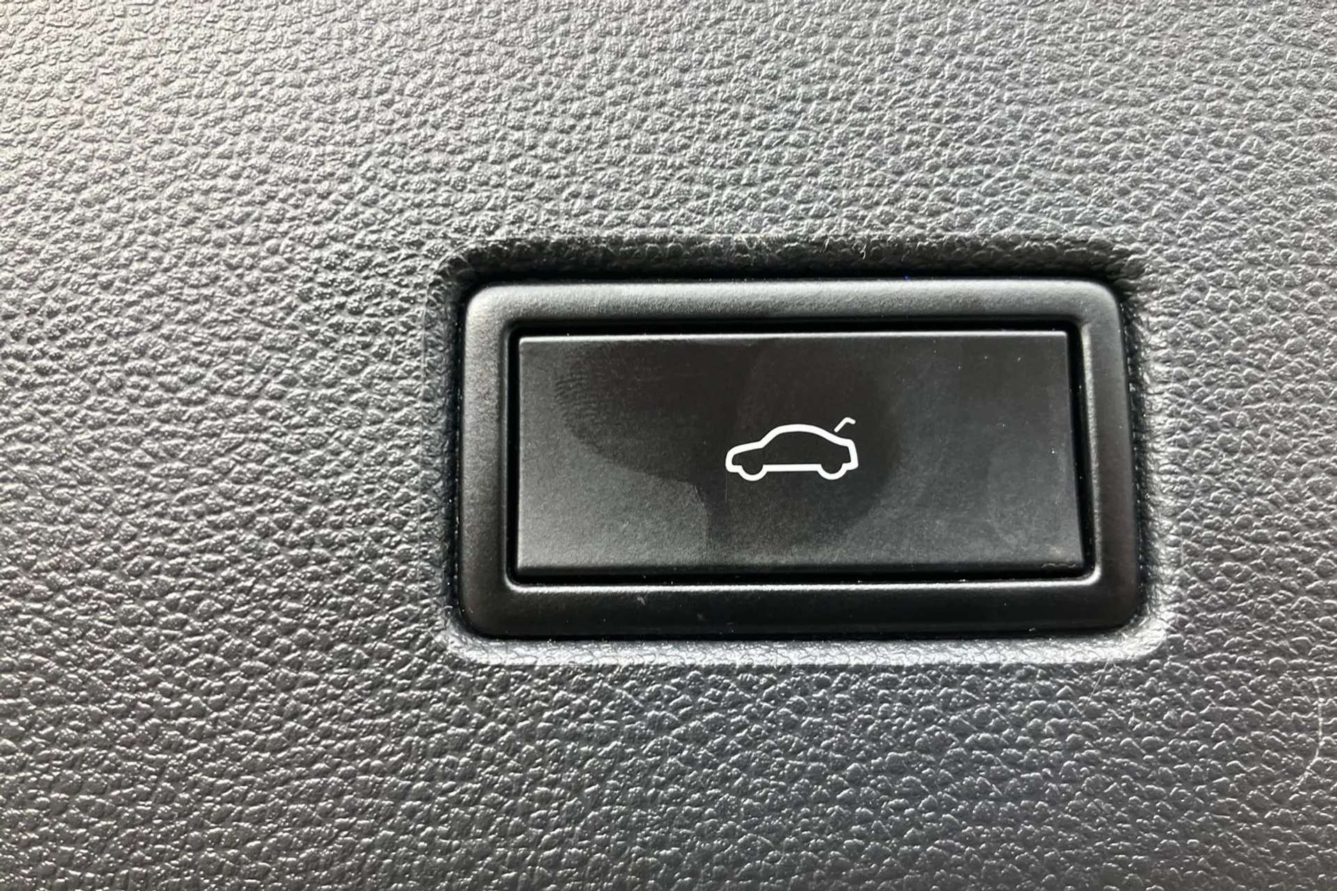 2019 VOLKSWAGEN T-ROC 2019 VOLKSWAGEN T-ROC