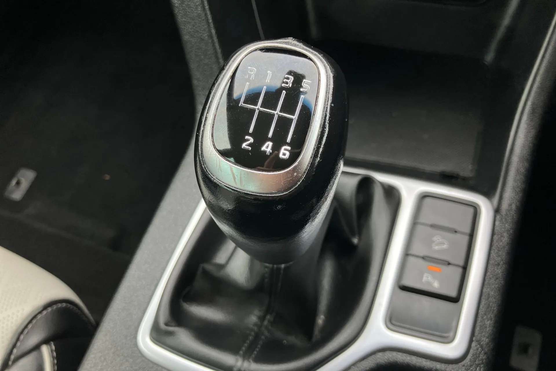 2021 KIA SPORTAGE 2021 KIA SPORTAGE