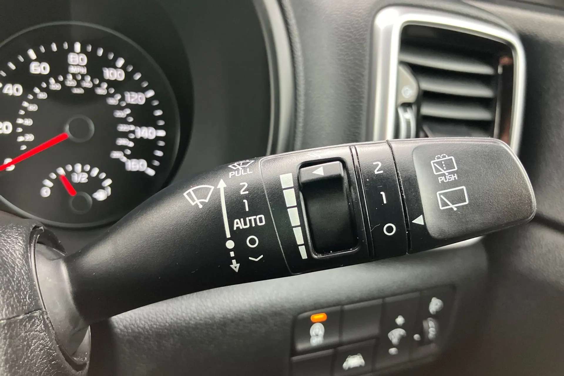 2021 KIA SPORTAGE 2021 KIA SPORTAGE