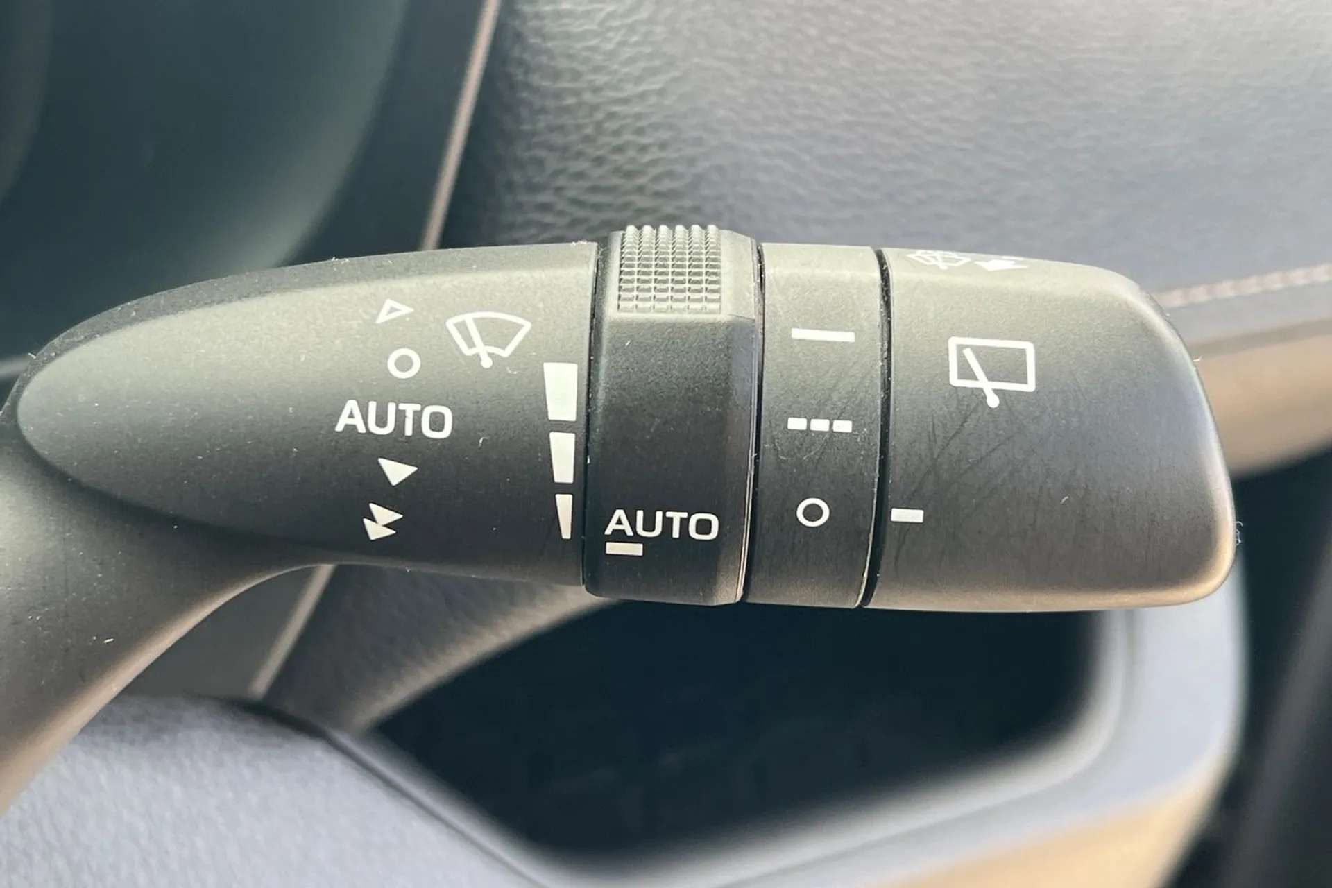 2019 TOYOTA RAV4 2019 TOYOTA RAV4