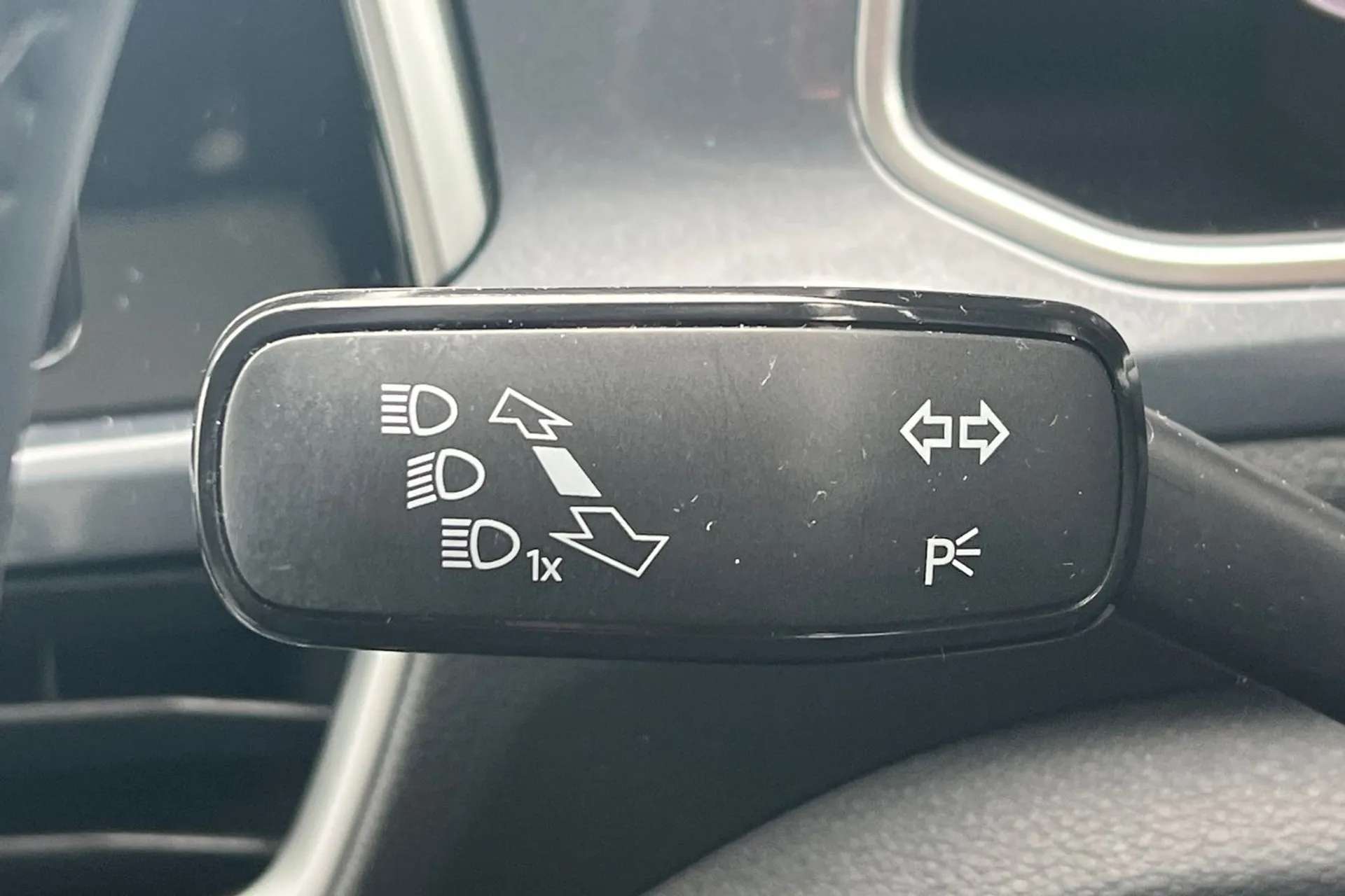 2022 VOLKSWAGEN T-ROC 2022 VOLKSWAGEN T-ROC