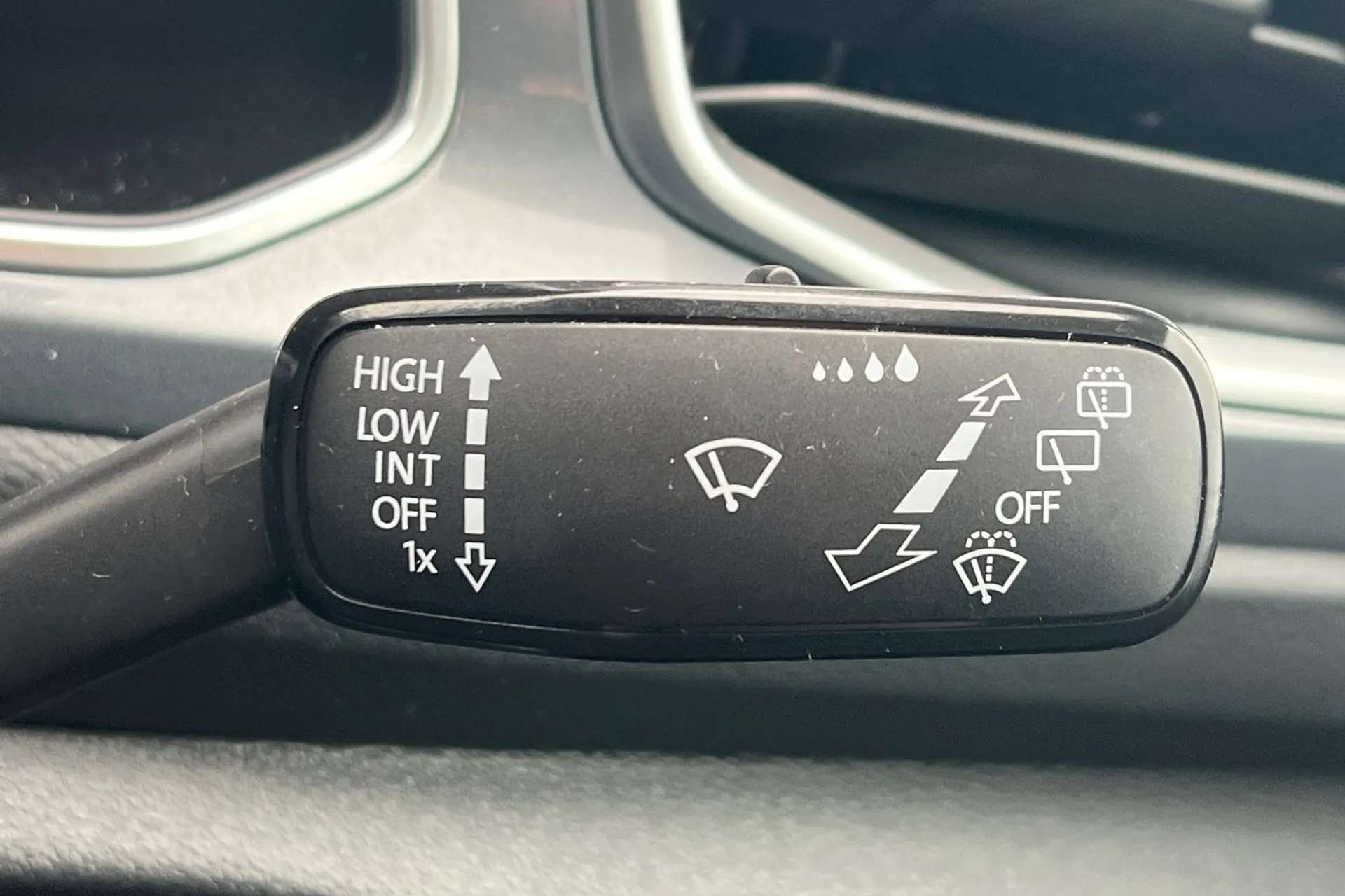 2022 VOLKSWAGEN T-ROC 2022 VOLKSWAGEN T-ROC