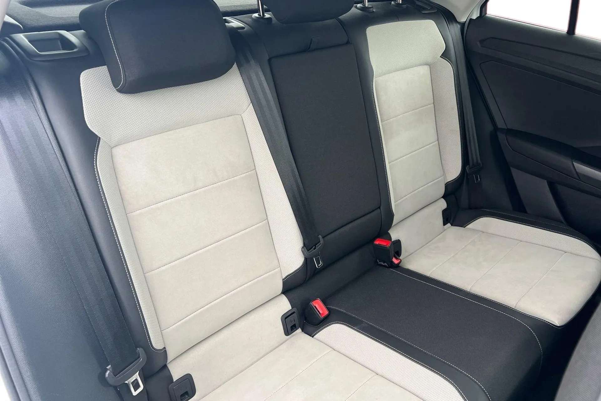 2022 VOLKSWAGEN T-ROC 2022 VOLKSWAGEN T-ROC