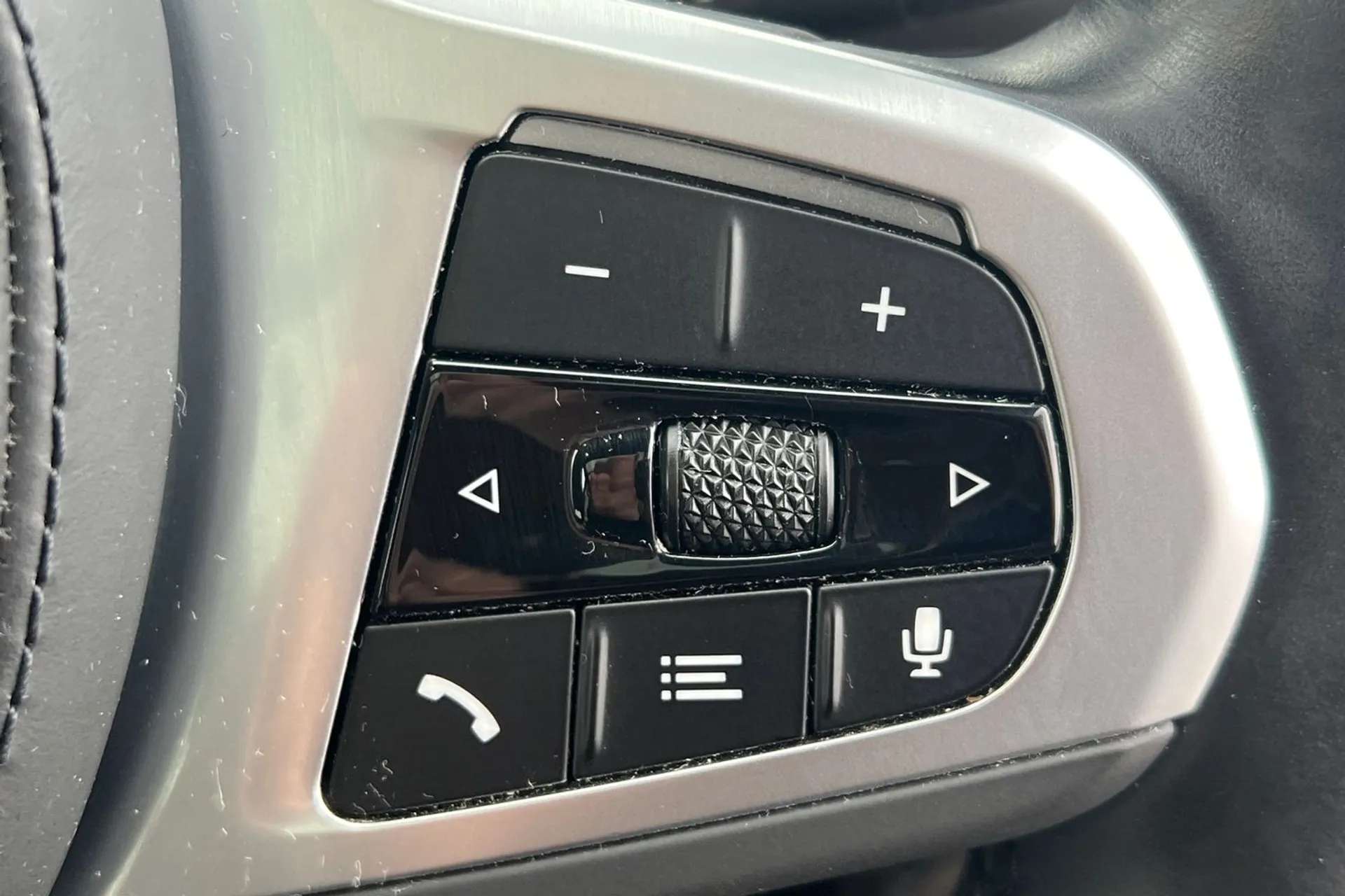 2023 BMW IX3 2023 BMW IX3