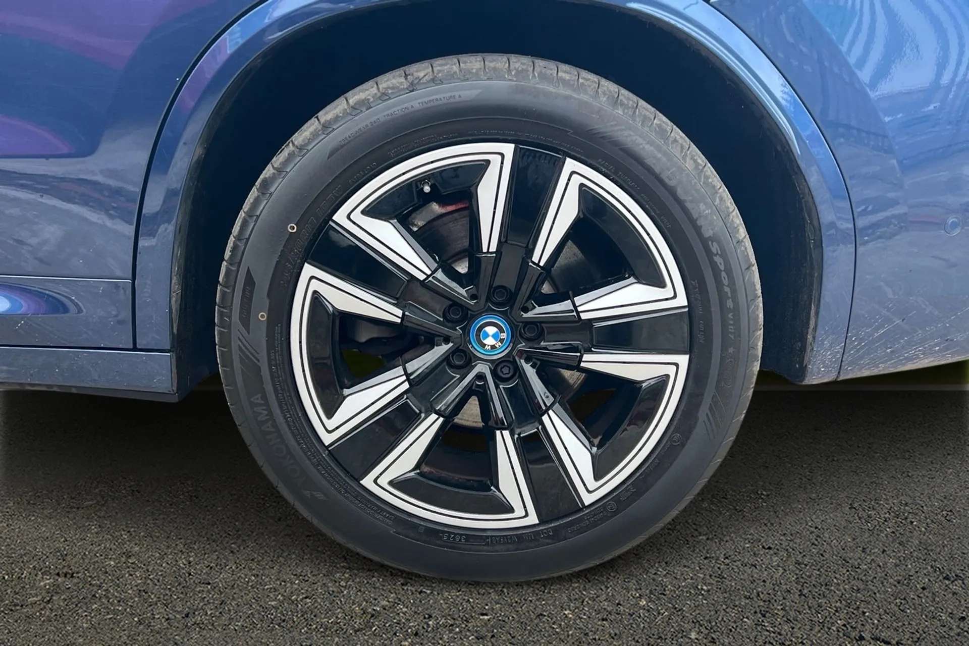 2023 BMW IX3 2023 BMW IX3