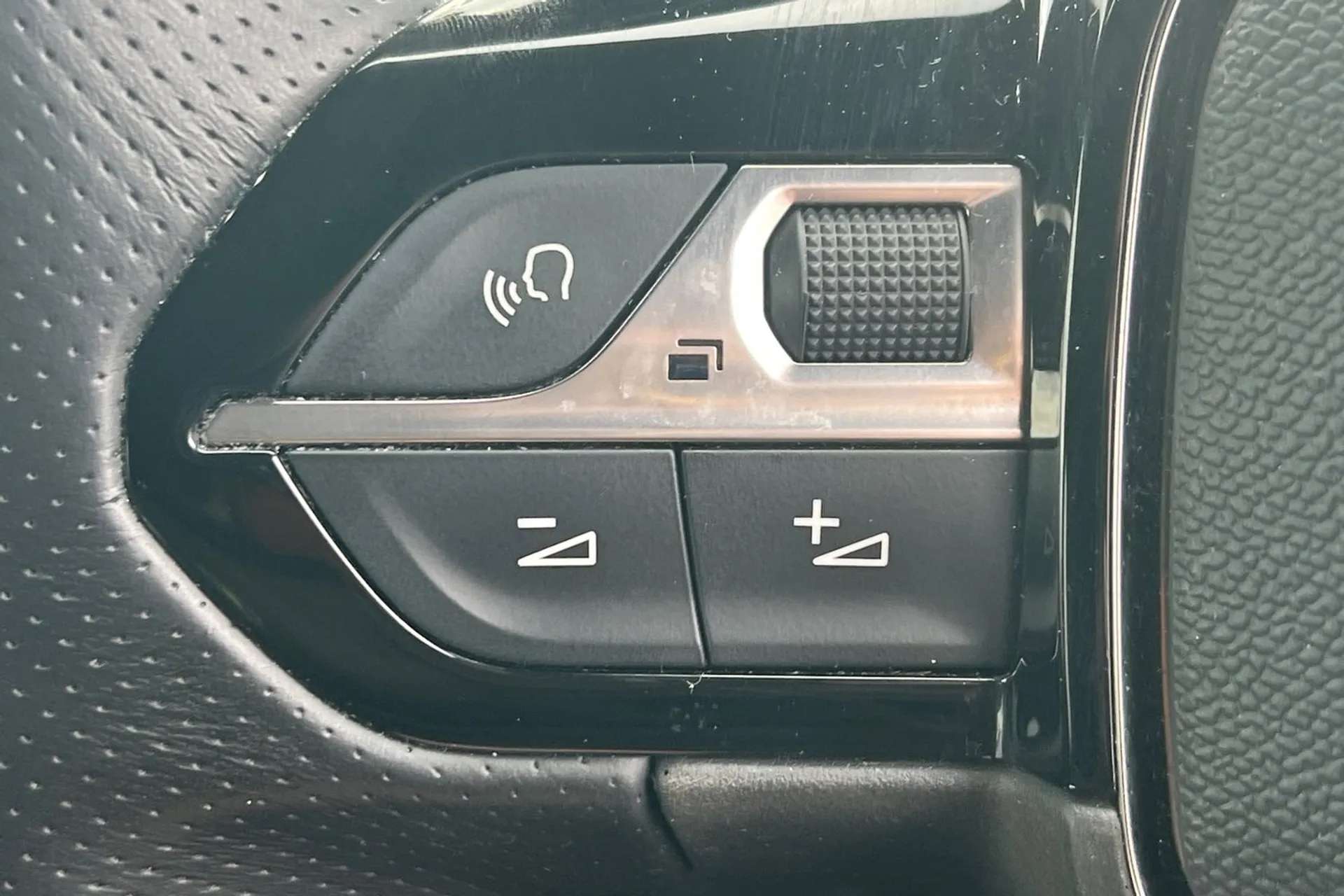 2020 PEUGEOT 208 2020 PEUGEOT 208