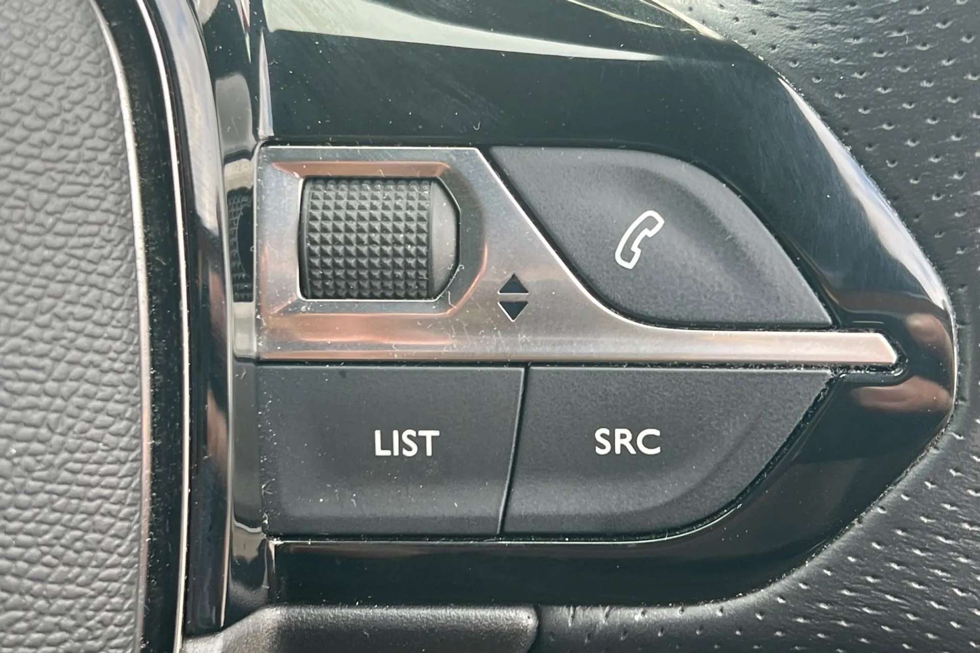 2020 PEUGEOT 208 2020 PEUGEOT 208