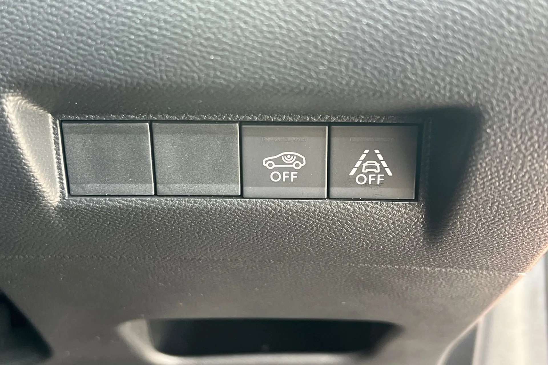 2020 PEUGEOT 208 2020 PEUGEOT 208