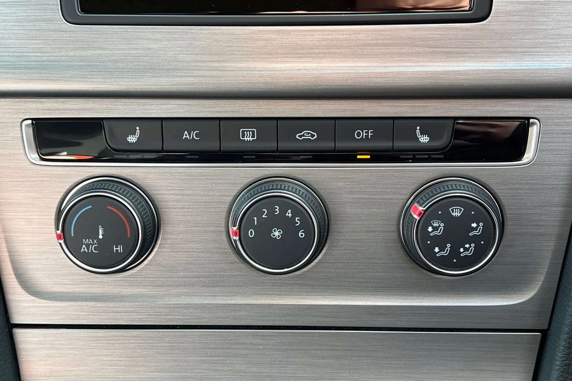 2017 VOLKSWAGEN GOLF 2017 VOLKSWAGEN GOLF