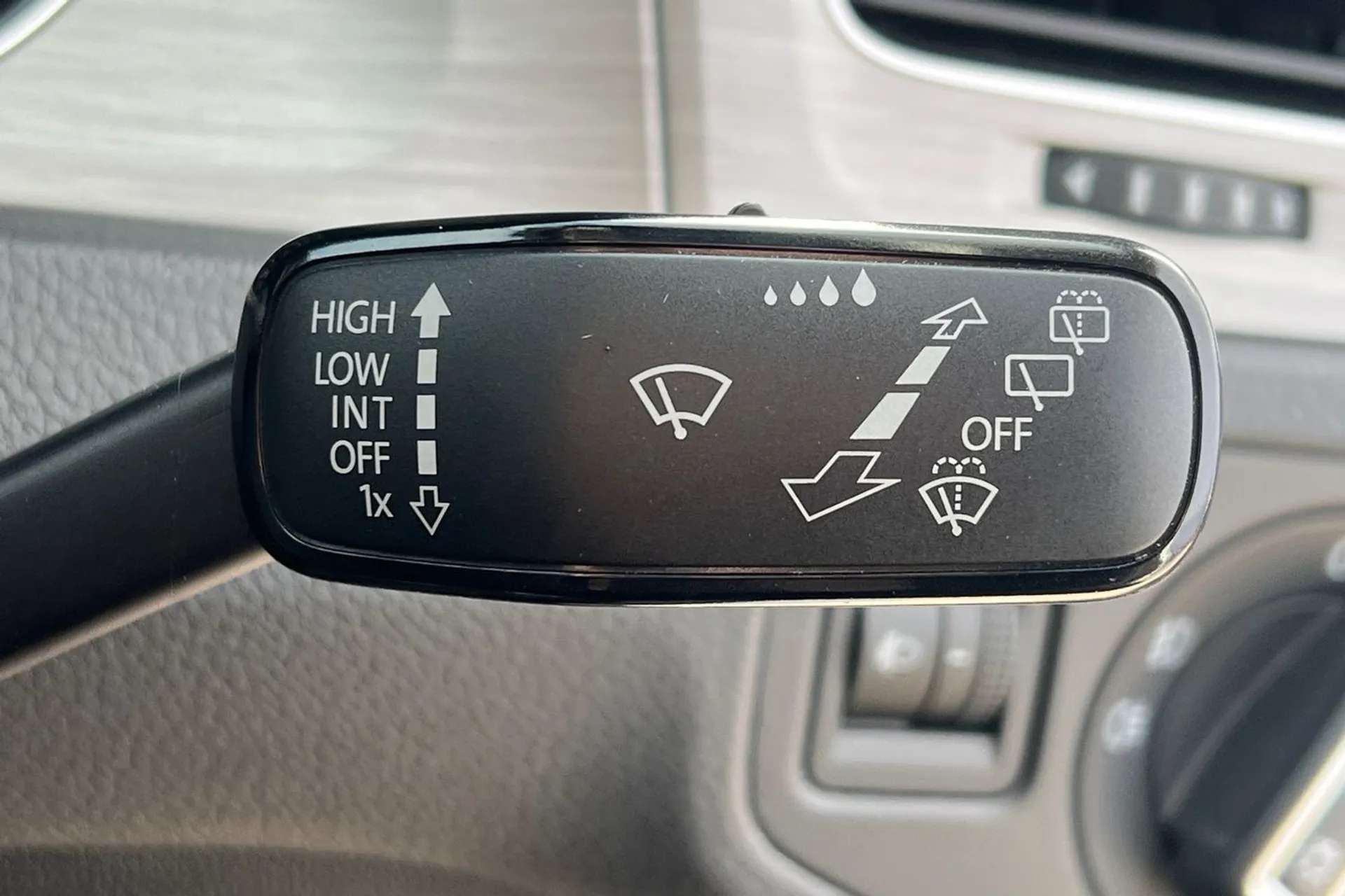 2017 VOLKSWAGEN GOLF 2017 VOLKSWAGEN GOLF