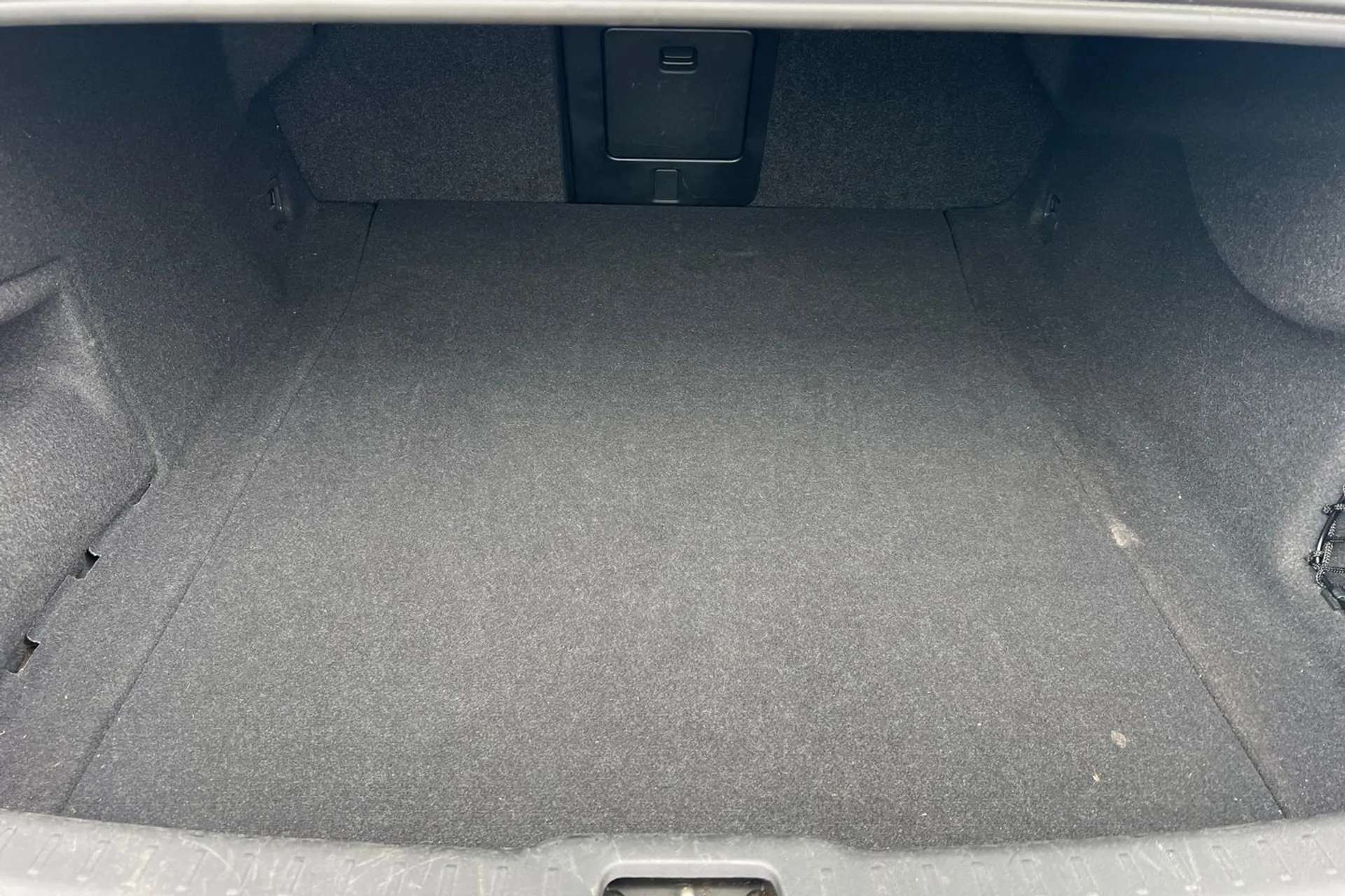 2019 VOLVO S90 2019 VOLVO S90