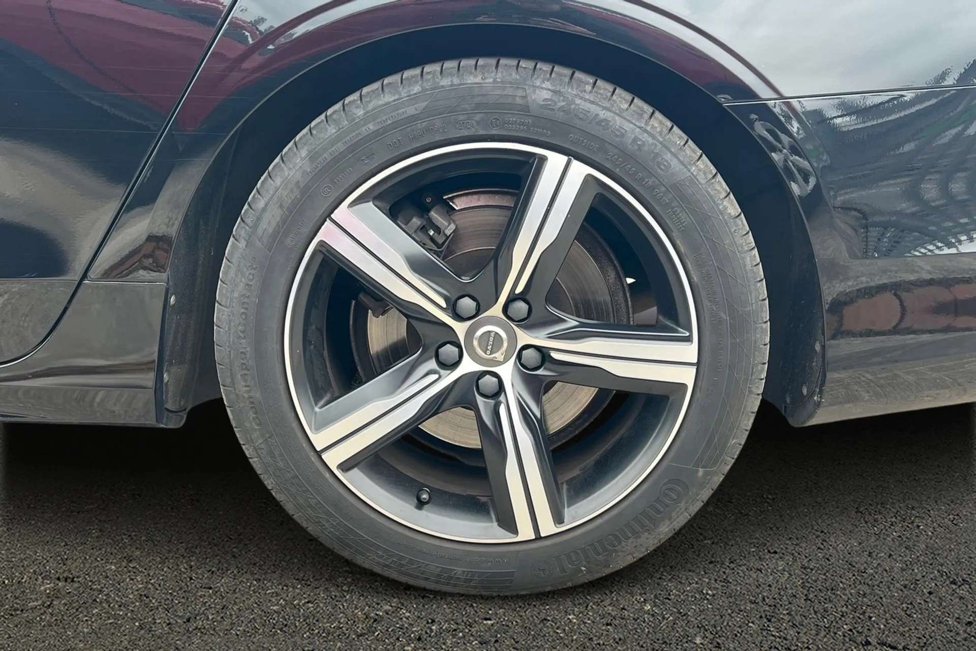 2019 VOLVO S90 2019 VOLVO S90