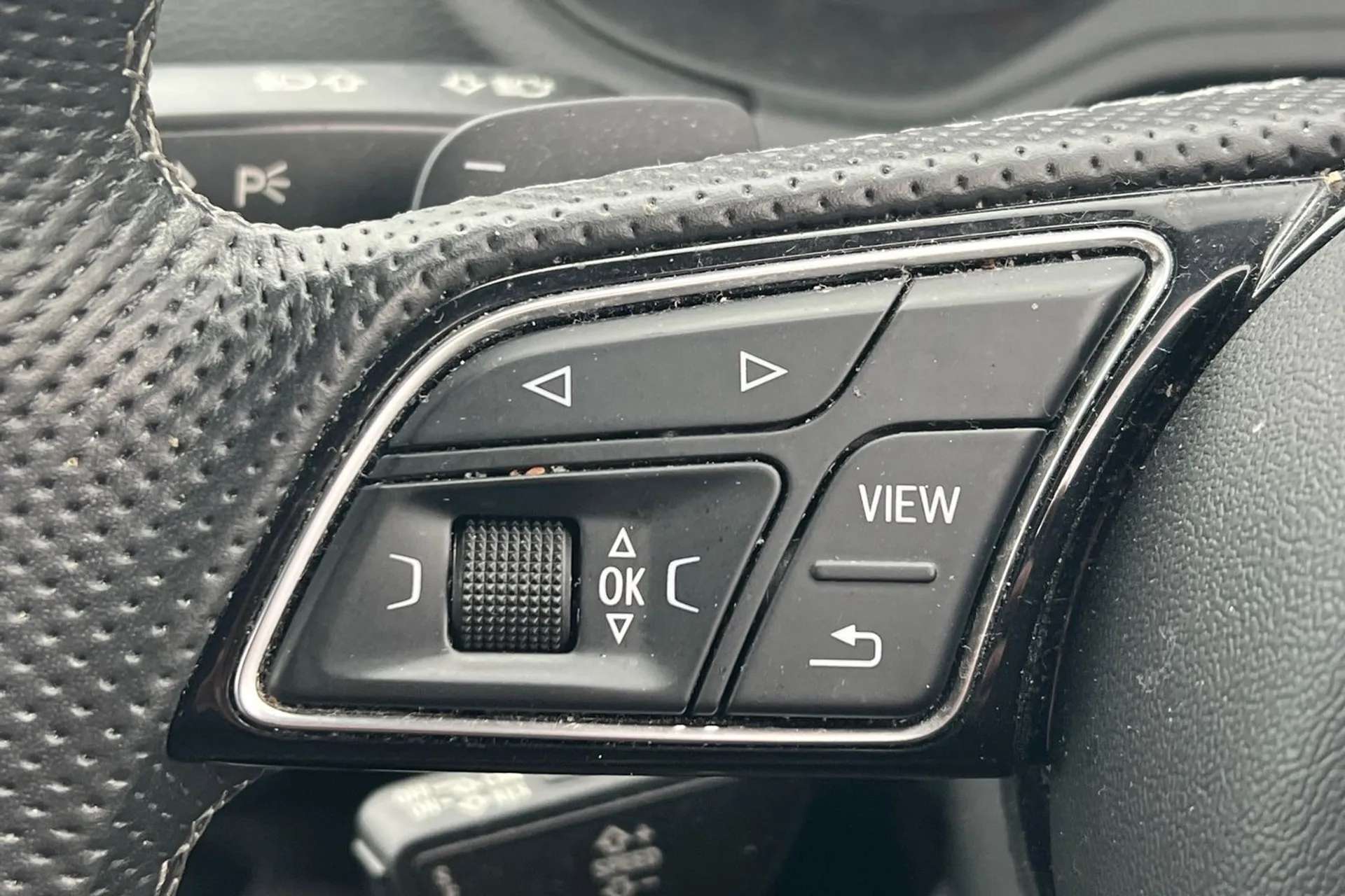 2020 AUDI Q2 2020 AUDI Q2