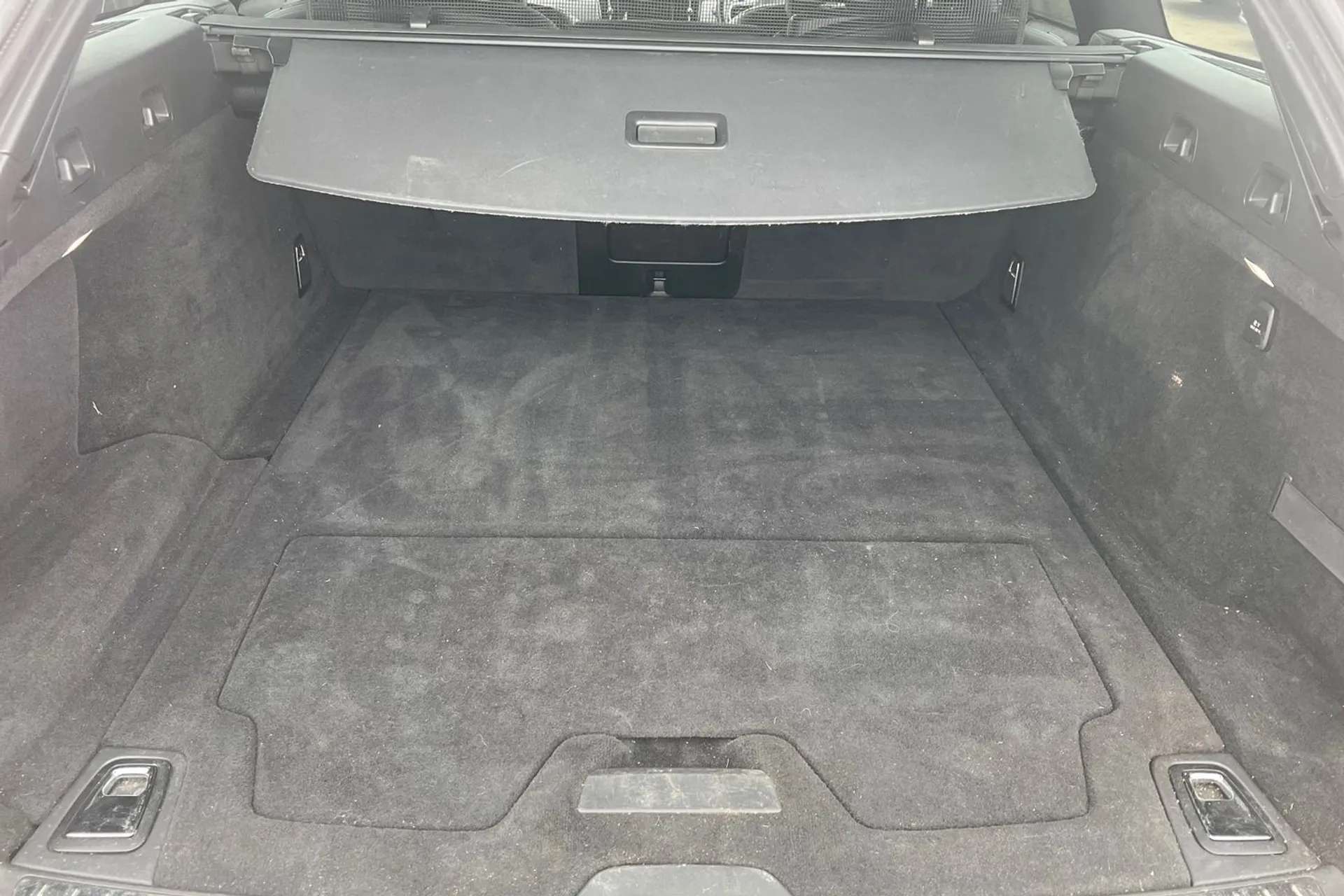 2019 VOLVO V90 2019 VOLVO V90