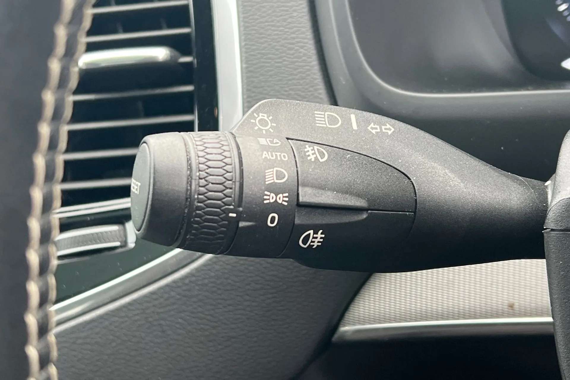 2019 VOLVO XC90 2019 VOLVO XC90