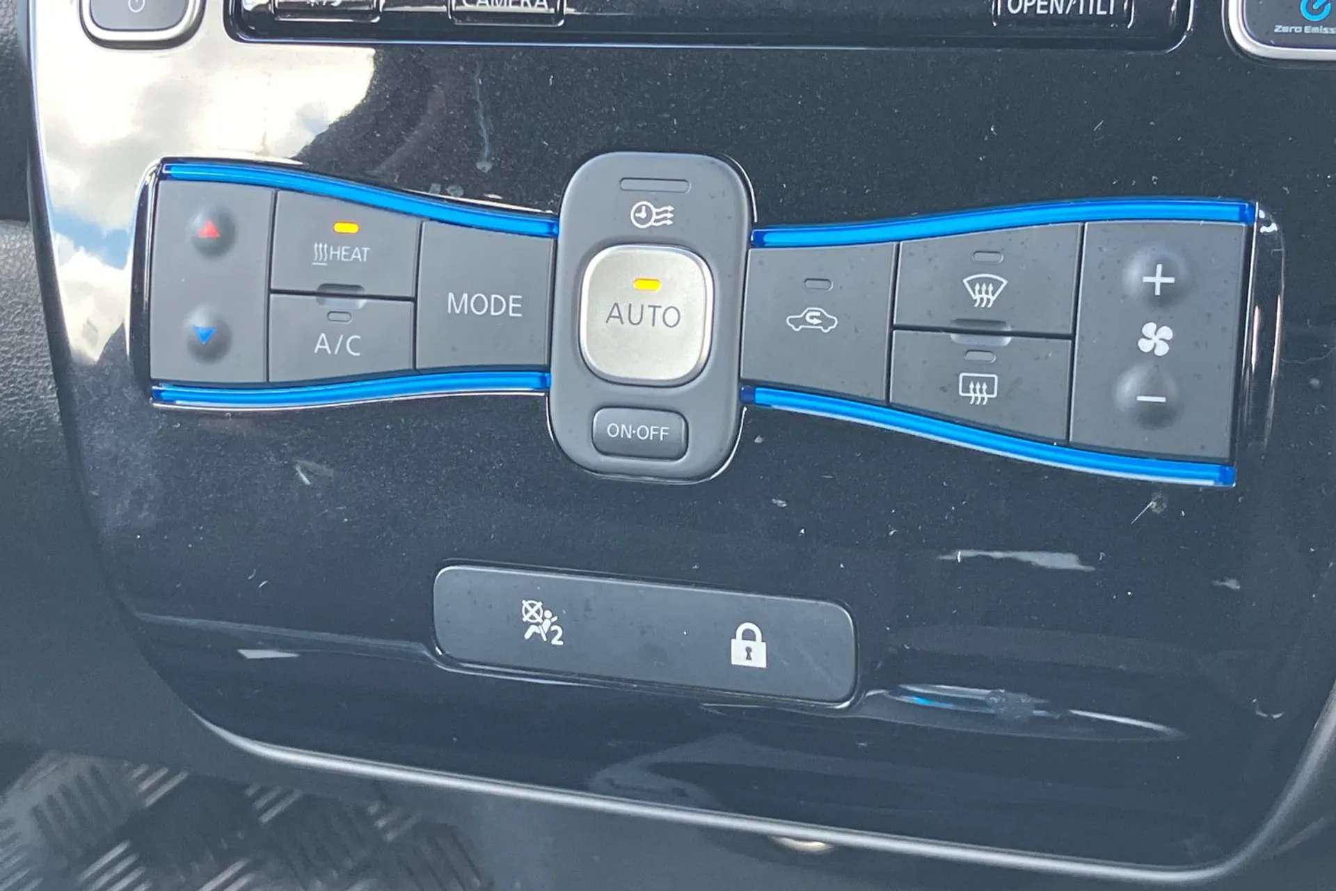 2017 NISSAN LEAF 2017 NISSAN LEAF