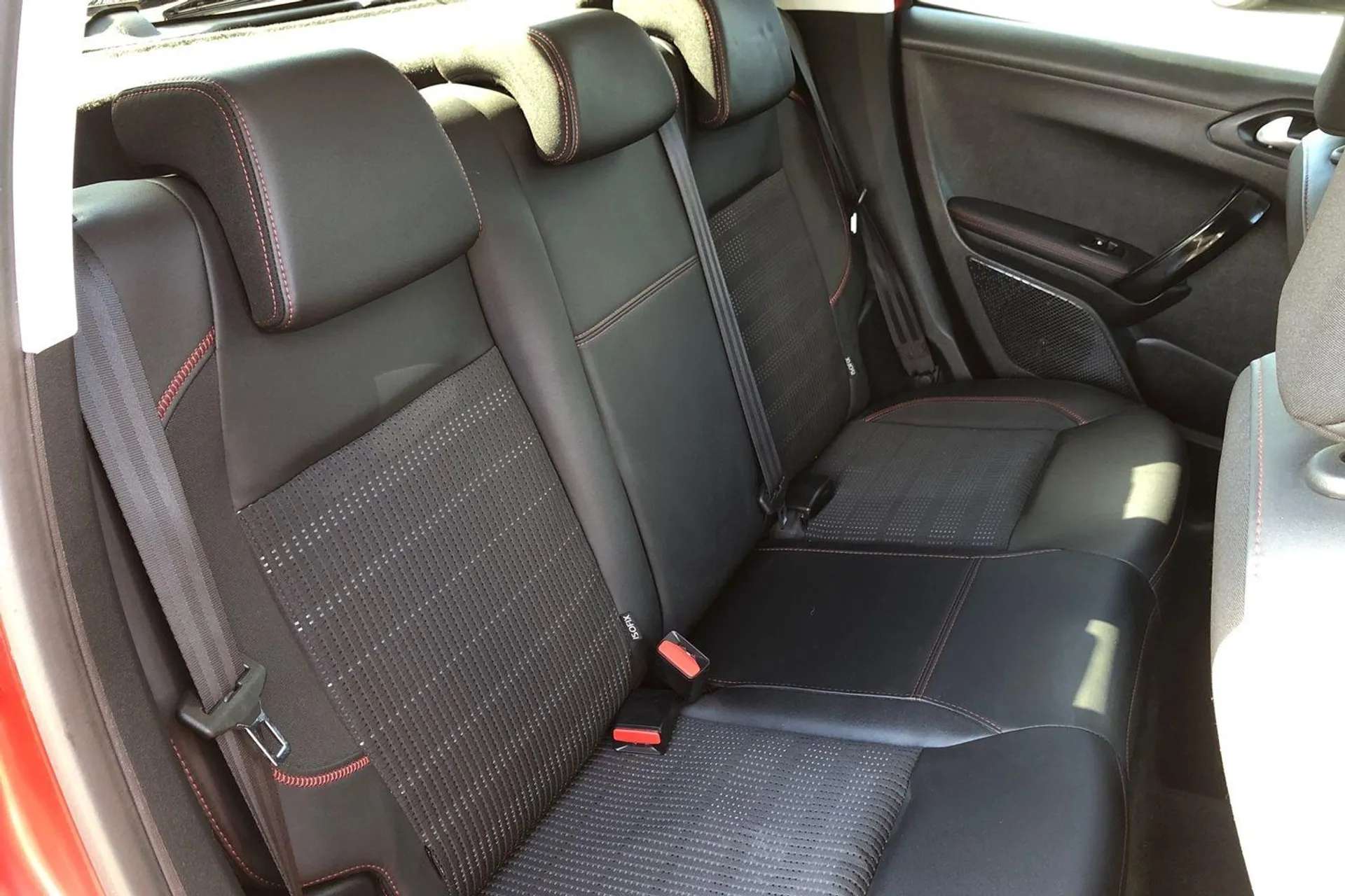 2018 PEUGEOT 208 2018 PEUGEOT 208