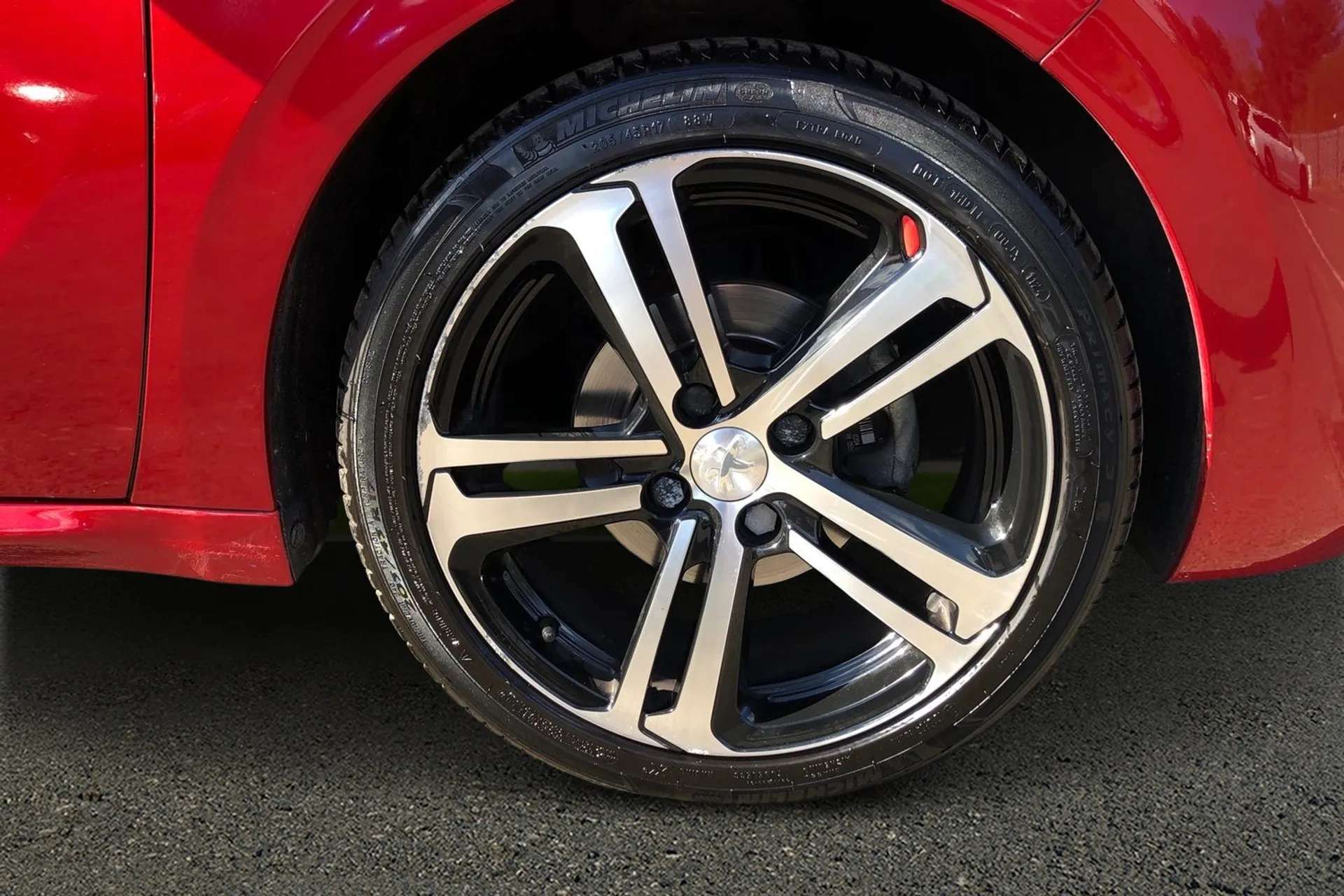 2018 PEUGEOT 208 2018 PEUGEOT 208