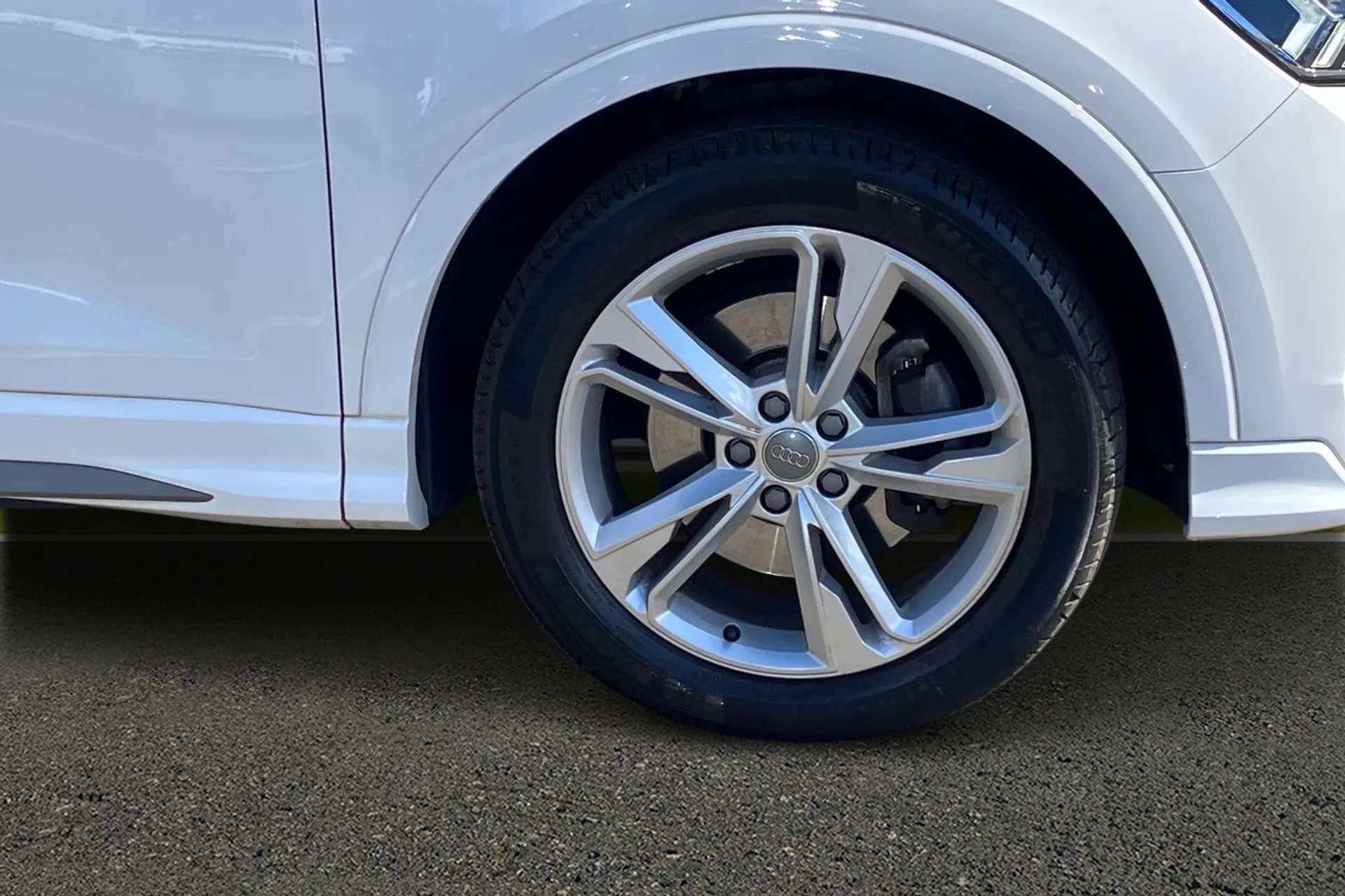 2019 AUDI Q3 2019 AUDI Q3