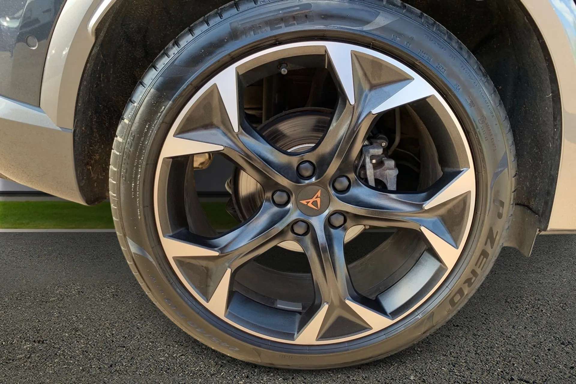 2024 CUPRA FORMENTOR 2024 CUPRA FORMENTOR