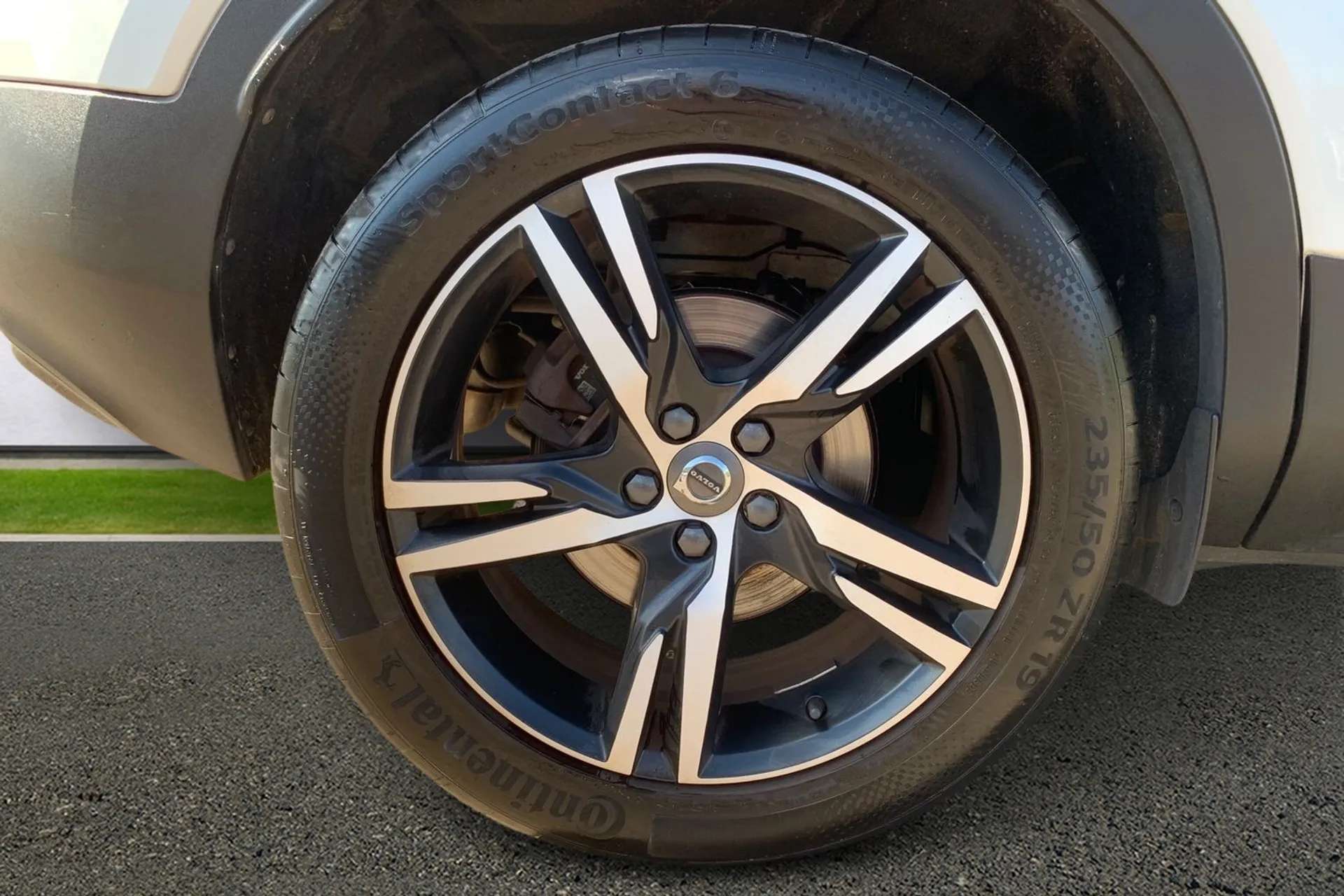 2021 VOLVO XC40 2021 VOLVO XC40