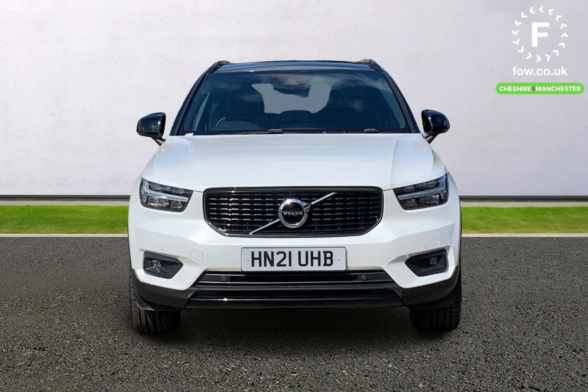 2021 VOLVO XC40 2021 VOLVO XC40